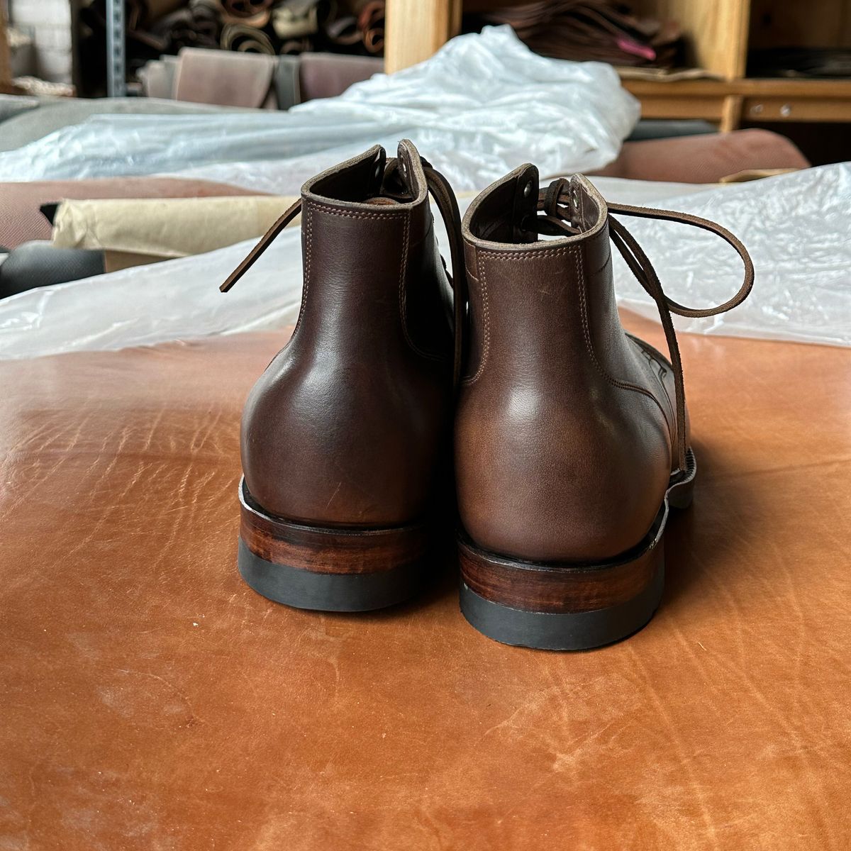 Photo by cordoman on November 4, 2022 of the Viberg Service Boot BCT in Horween Walnut Cypress.