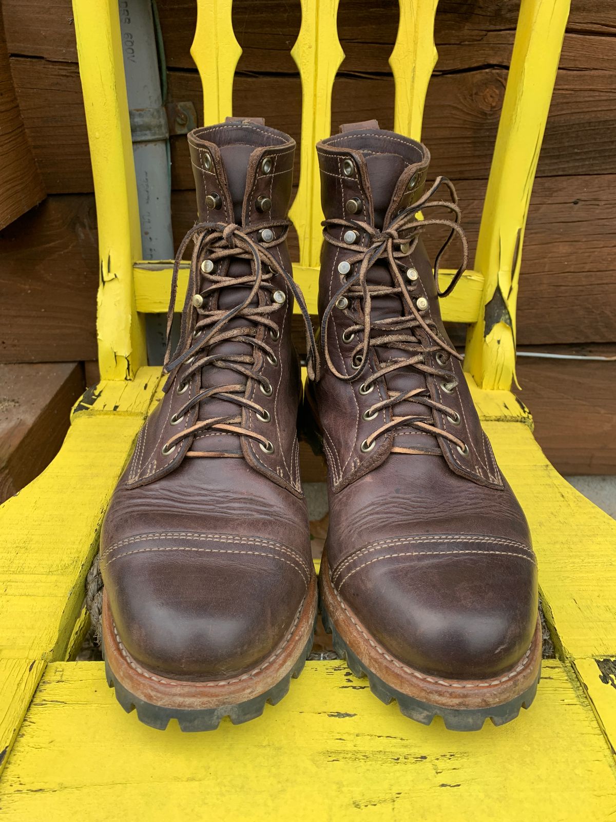 Photo by tinytopey on December 3, 2022 of the Truman Upland Boot in Horween Java Predator.