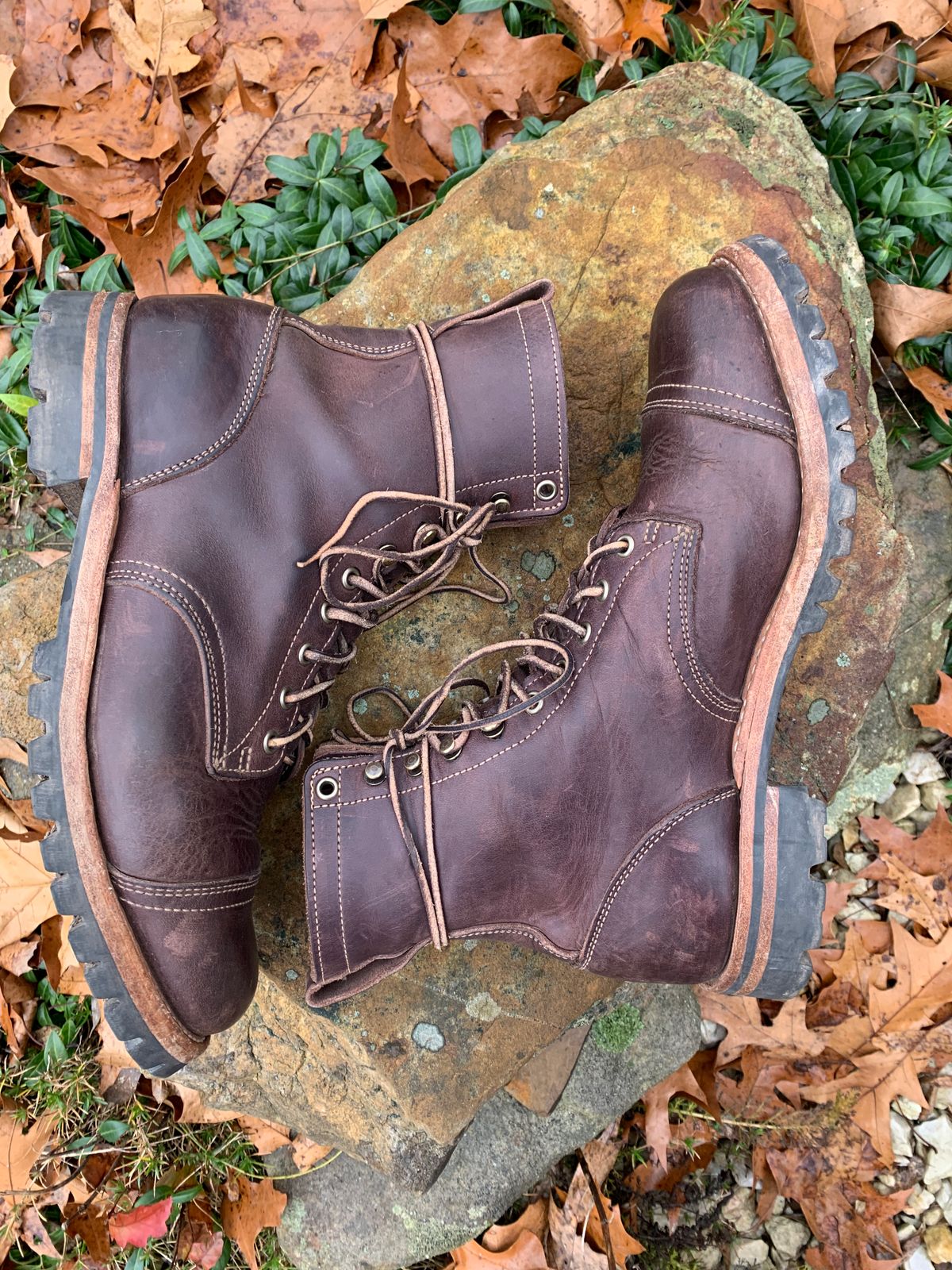 Photo by tinytopey on December 3, 2022 of the Truman Upland Boot in Horween Java Predator.
