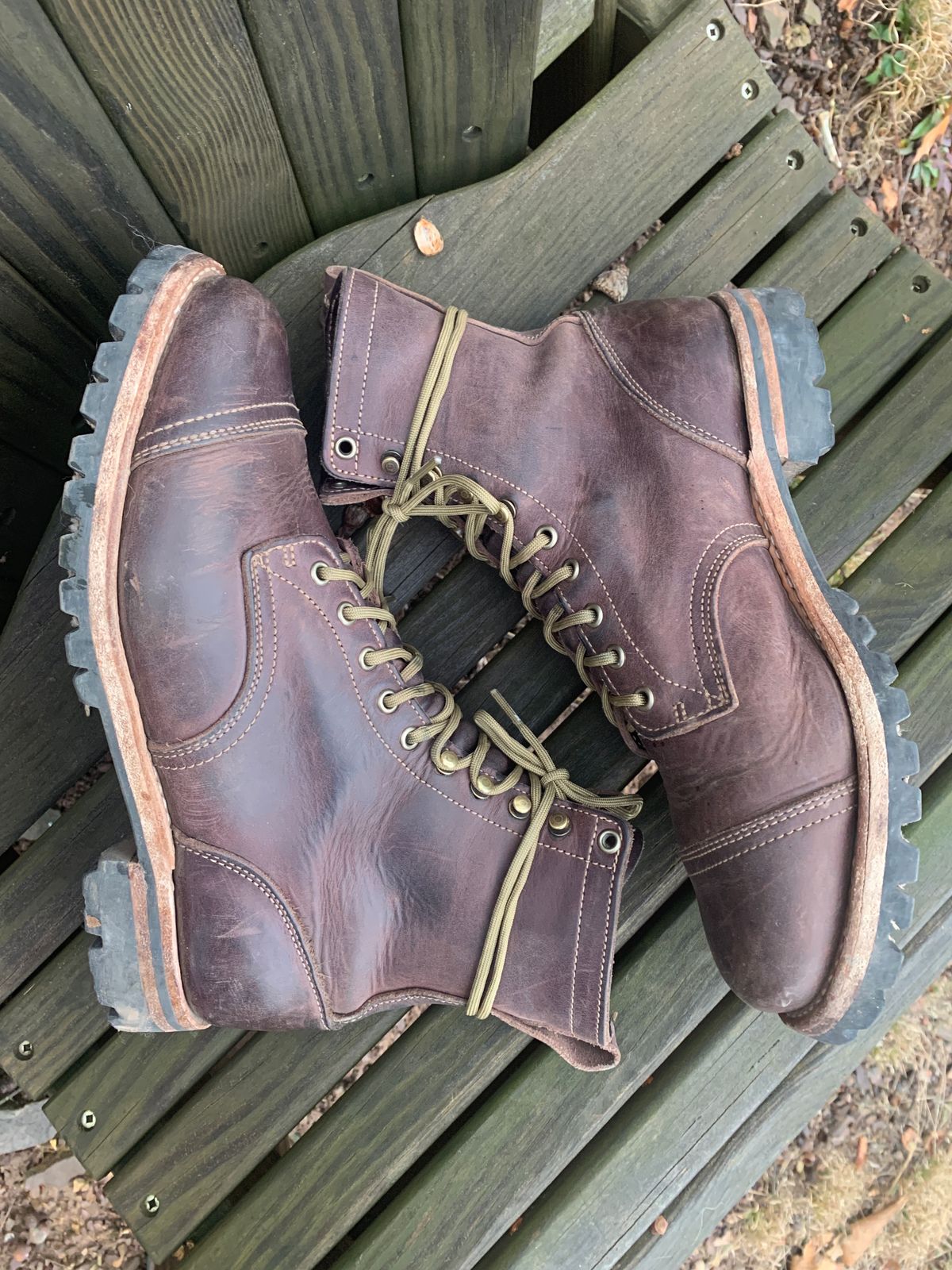 Photo by tinytopey on January 4, 2023 of the Truman Upland Boot in Horween Java Predator.