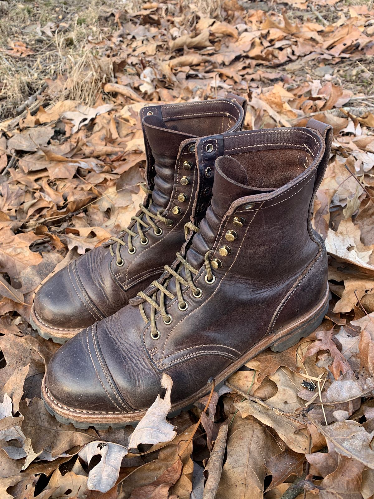 Photo by tinytopey on February 2, 2023 of the Truman Upland Boot in Horween Java Predator.