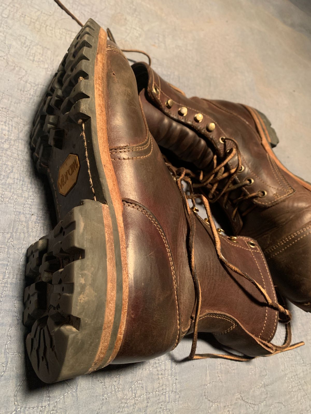 Photo by tinytopey on March 16, 2023 of the Truman Upland Boot in Horween Java Predator.