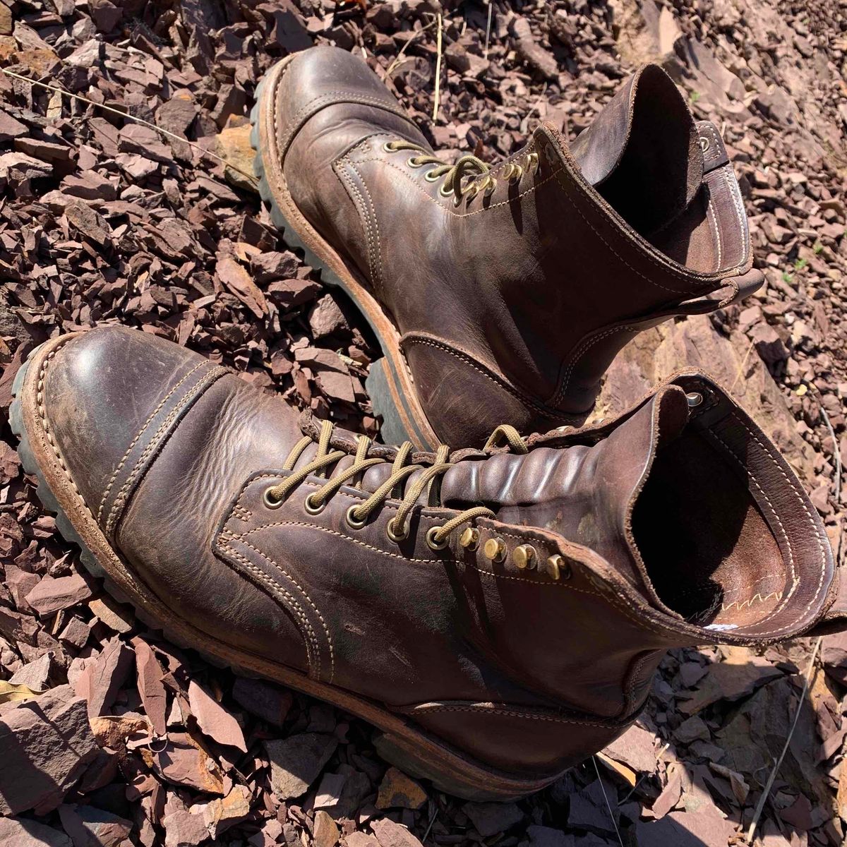 Photo by tinytopey on April 2, 2023 of the Truman Upland Boot in Horween Java Predator.