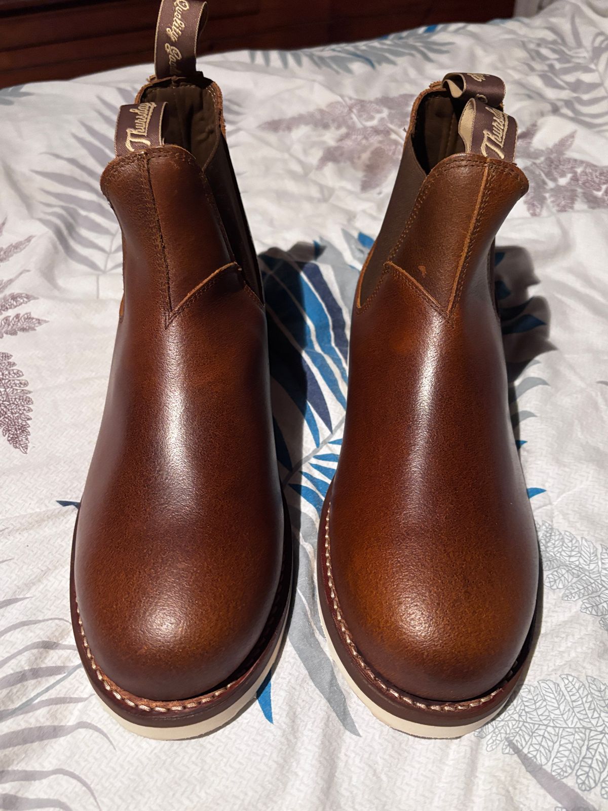 Photo by tinytopey on October 2, 2025 of the Thursday General Purpose Chelsea in Safari Waxed Roughout.