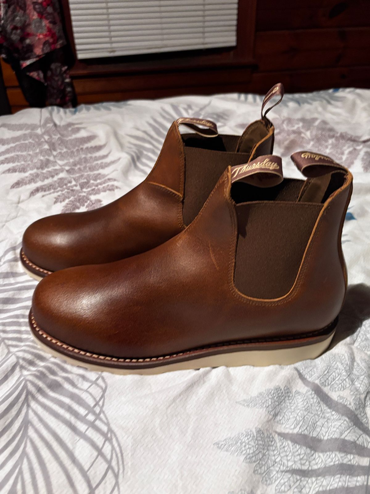 Photo by tinytopey on October 2, 2025 of the Thursday General Purpose Chelsea in Safari Waxed Roughout.