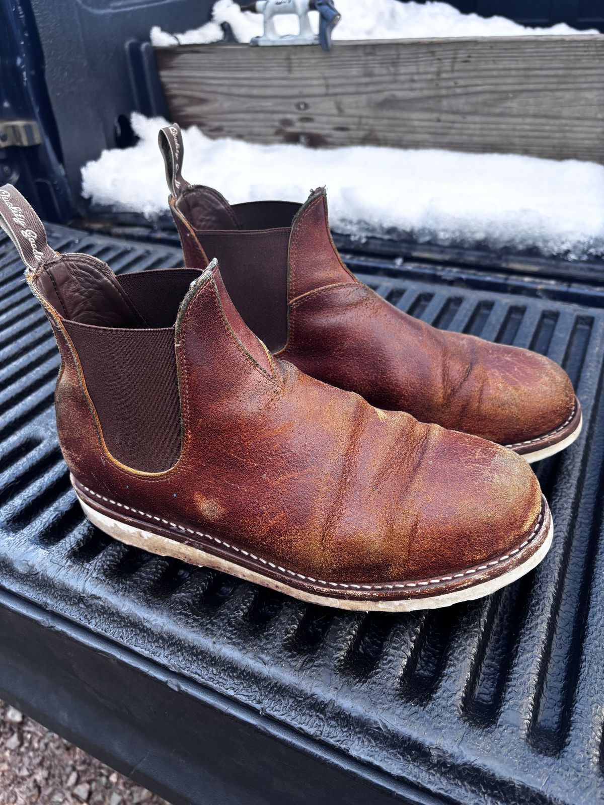 Photo by tinytopey on December 3, 2025 of the Thursday General Purpose Chelsea in Safari Waxed Roughout.