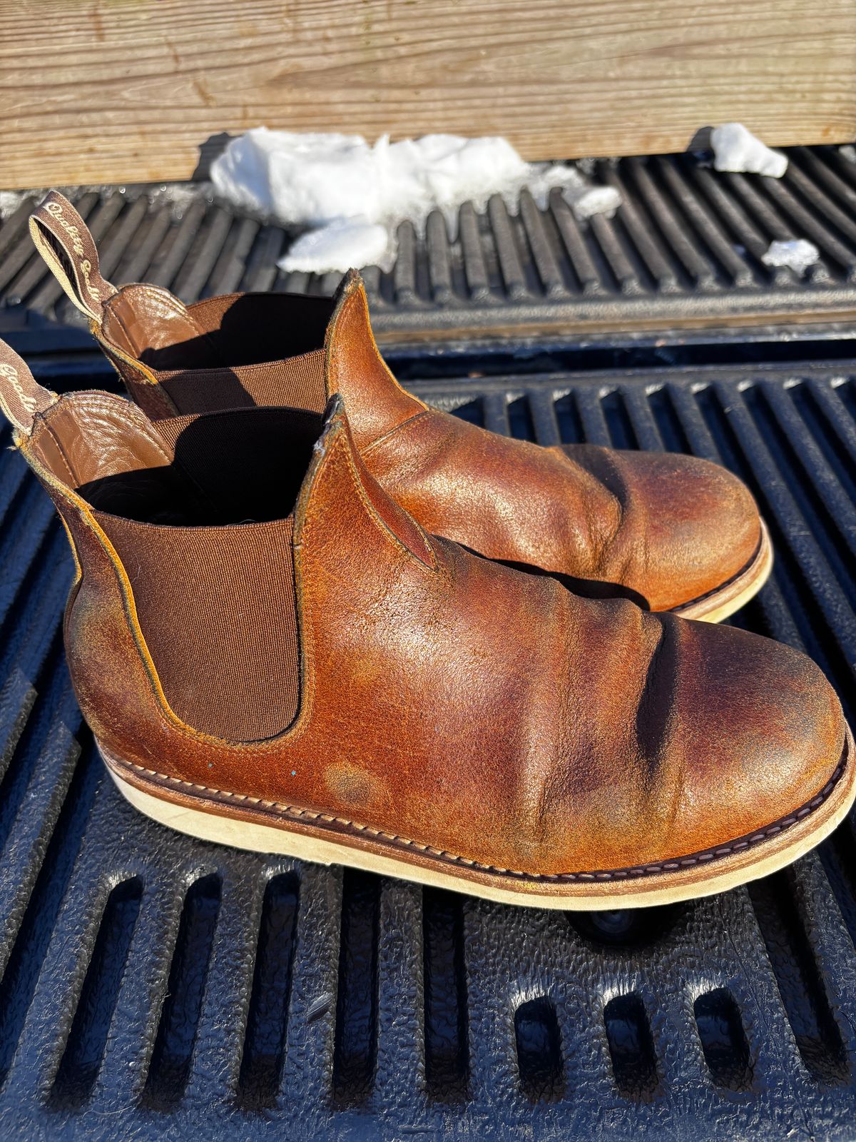 Photo by tinytopey on February 5, 2026 of the Thursday General Purpose Chelsea in Safari Waxed Roughout.