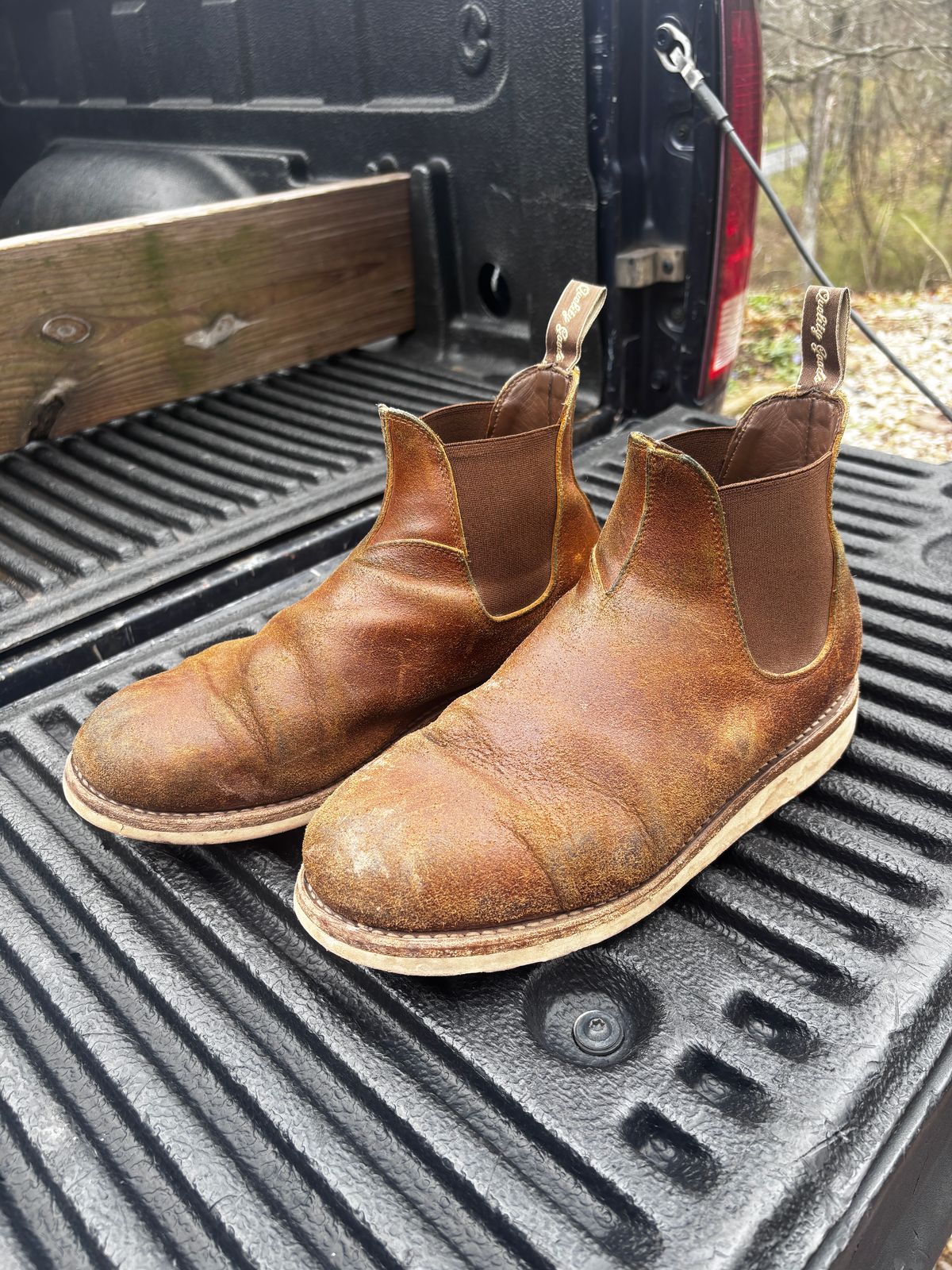 Photo by tinytopey on April 5, 2026 of the Thursday General Purpose Chelsea in Safari Waxed Roughout.