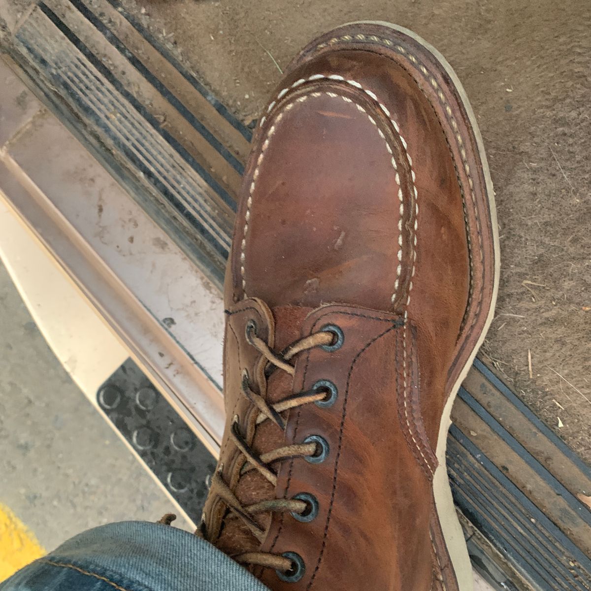 Photo by tinytopey on September 22, 2022 of the Red Wing 6-Inch Classic Moc in S.B. Foot Copper Rough and Tough.