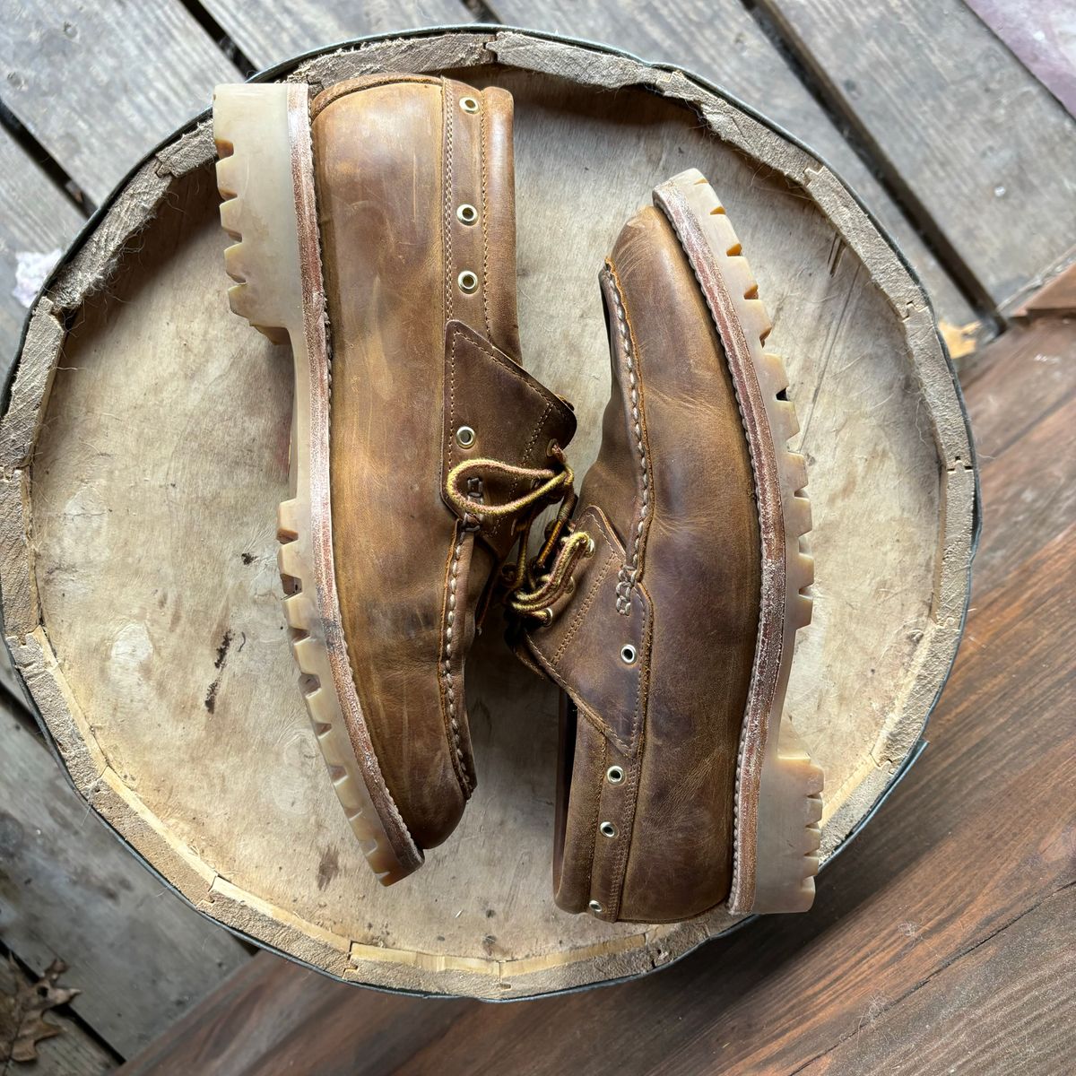 Photo by tinytopey on November 1, 2023 of the Rhodes Tahoe Boat Shoe Montagna in Unknown Leather.