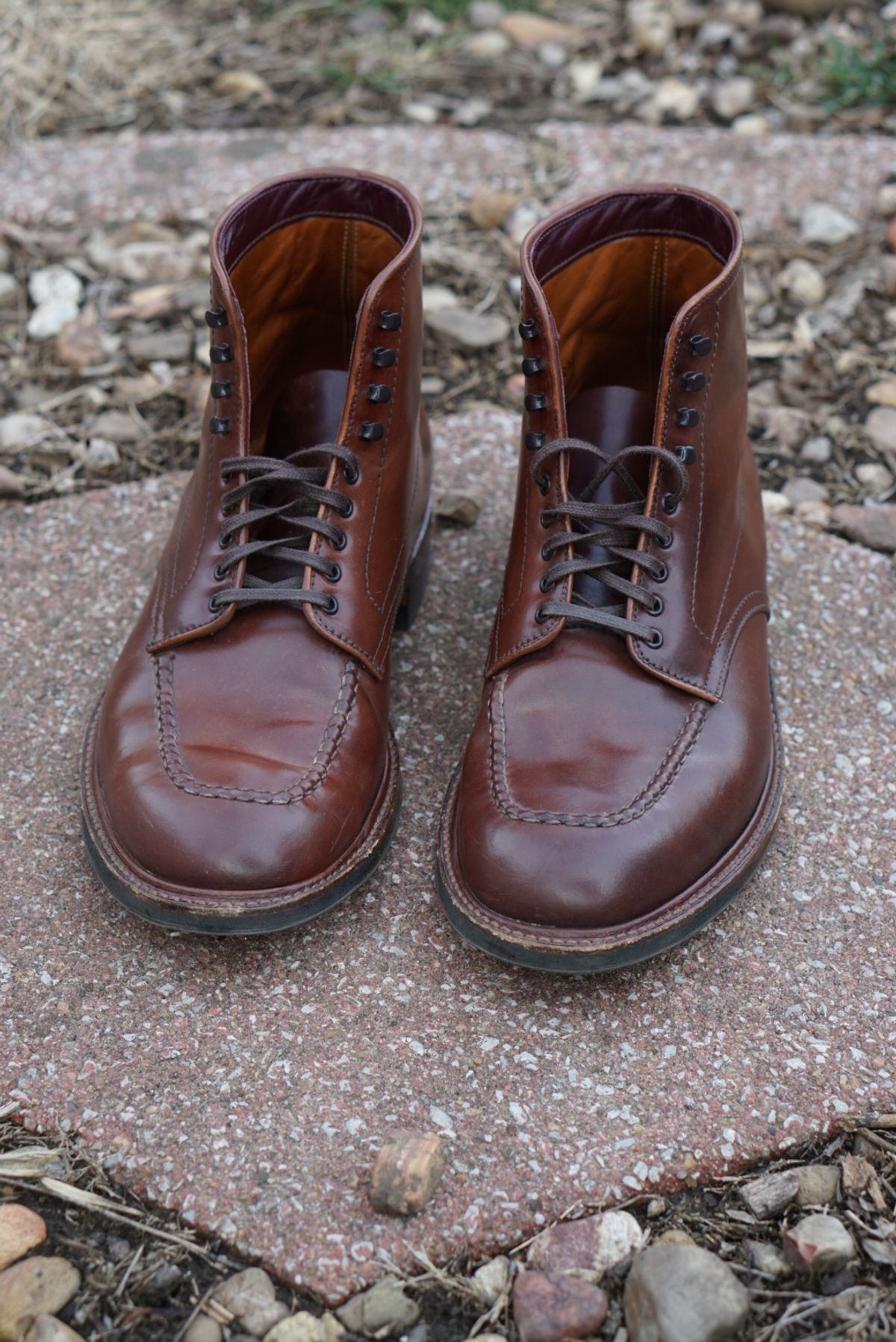 Photo by heavyE on December 3, 2022 of the Alden Indy Boot in Horween Color 4 Shell Cordovan.