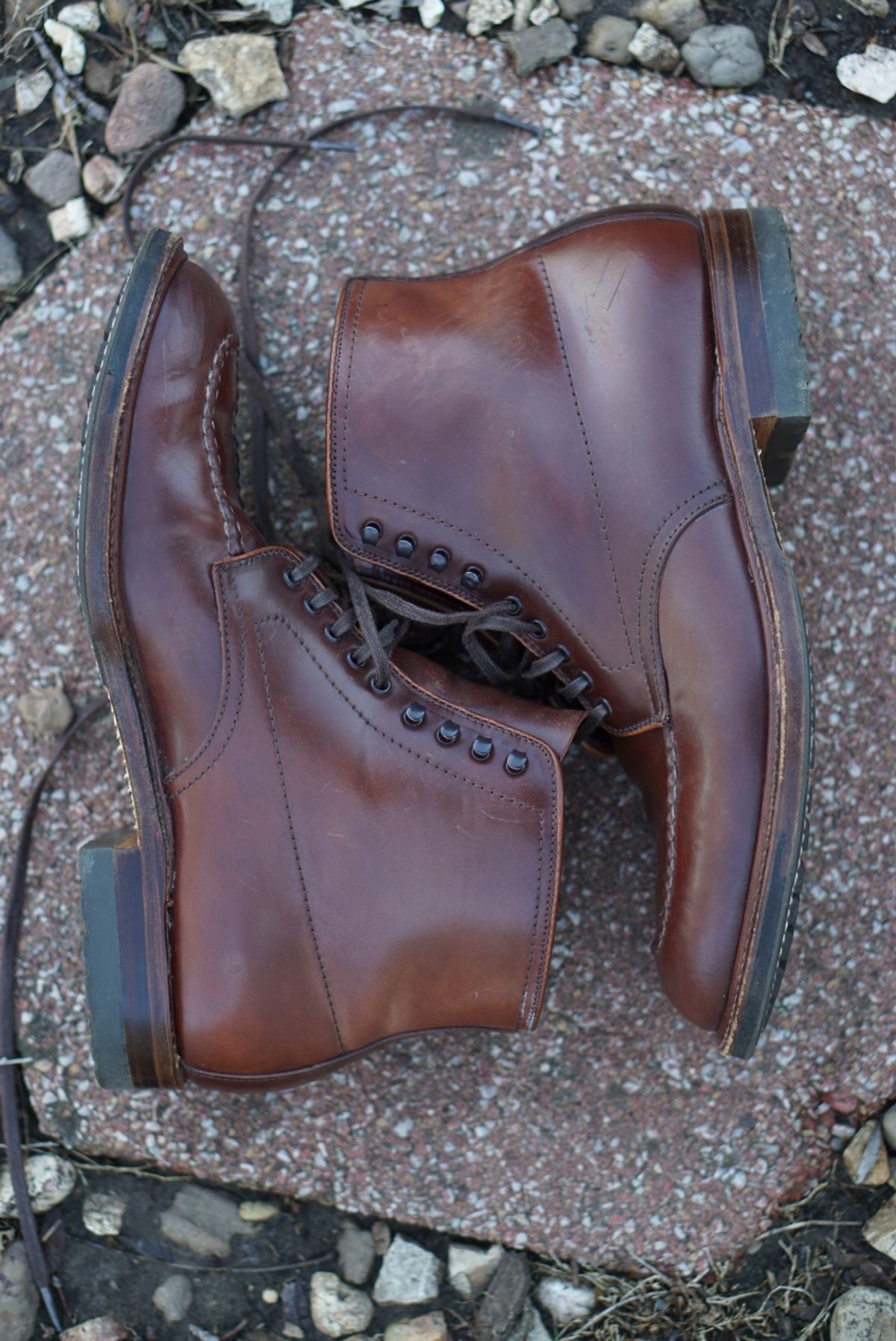 Photo by heavyE on January 5, 2023 of the Alden Indy Boot in Horween Color 4 Shell Cordovan.