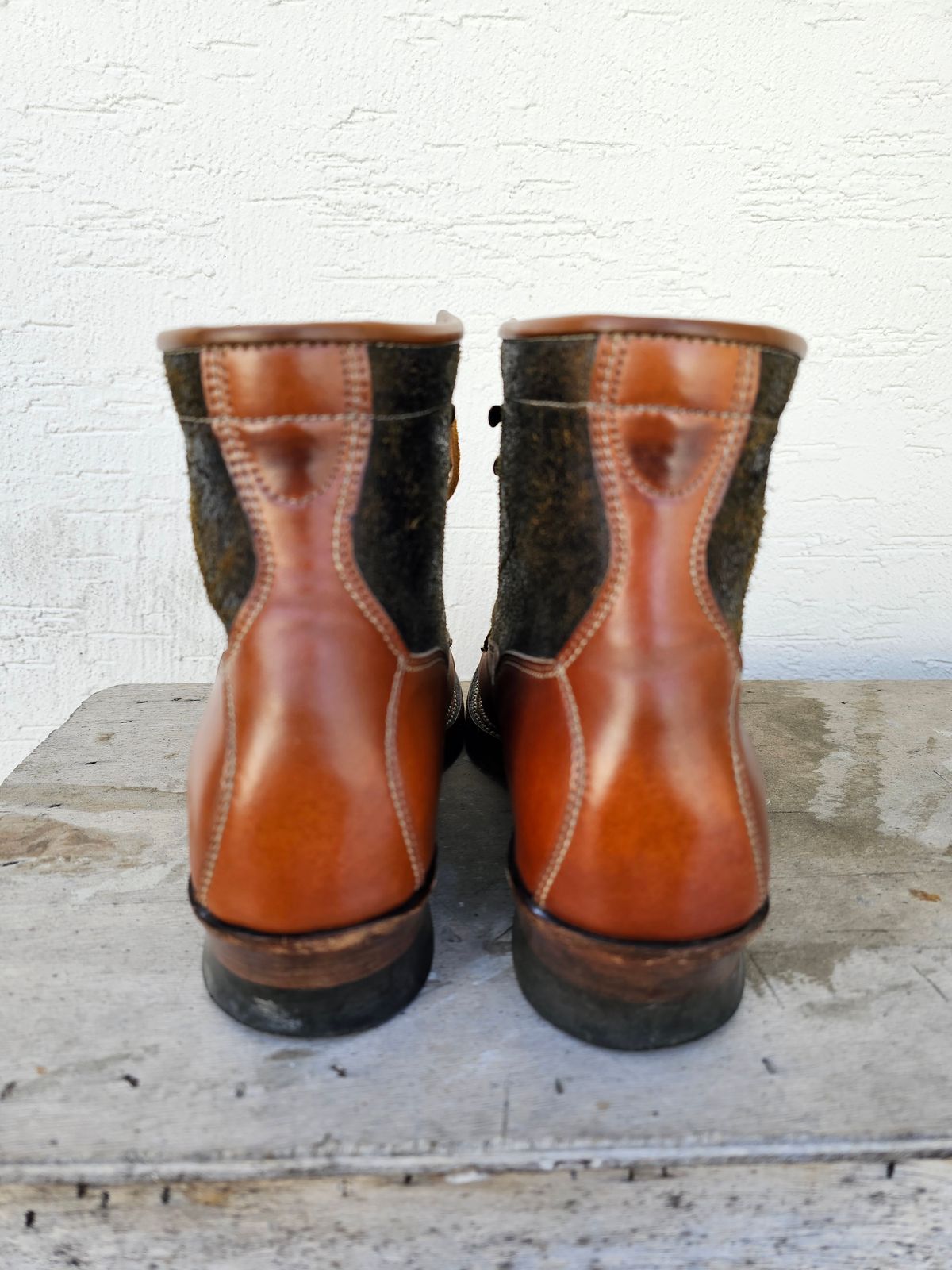 Photo by EL on March 5, 2023 of the Midas Vanquish Blucher Boot in Leder Ogawa Camel Shell Cordovan.