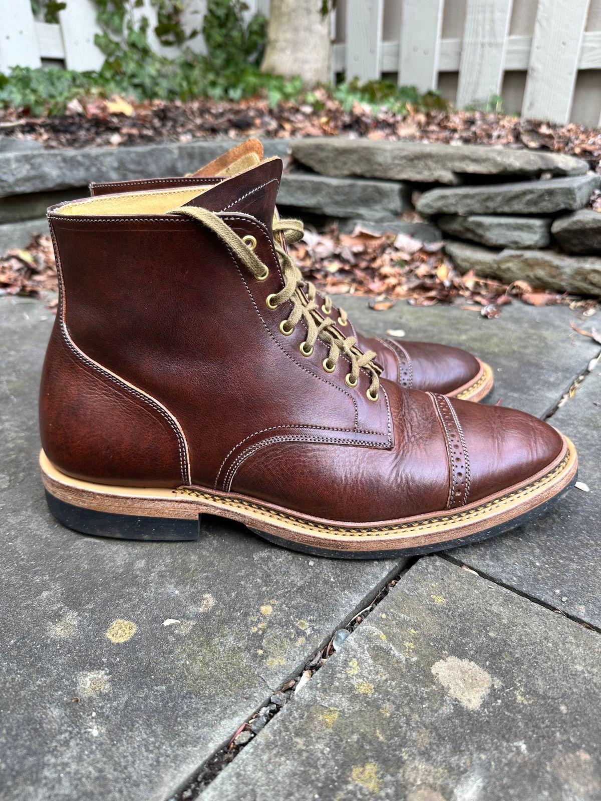 Photo by hunty_badger on February 3, 2023 of the Sagara Legant in Badalassi Carlo Dark Brown Nemesis.