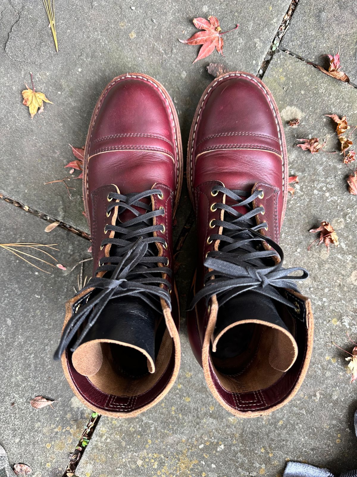 Photo by hunty_badger on November 4, 2023 of the White's MP-Sherman Toe Cap in Horween Burgundy Chromexcel.