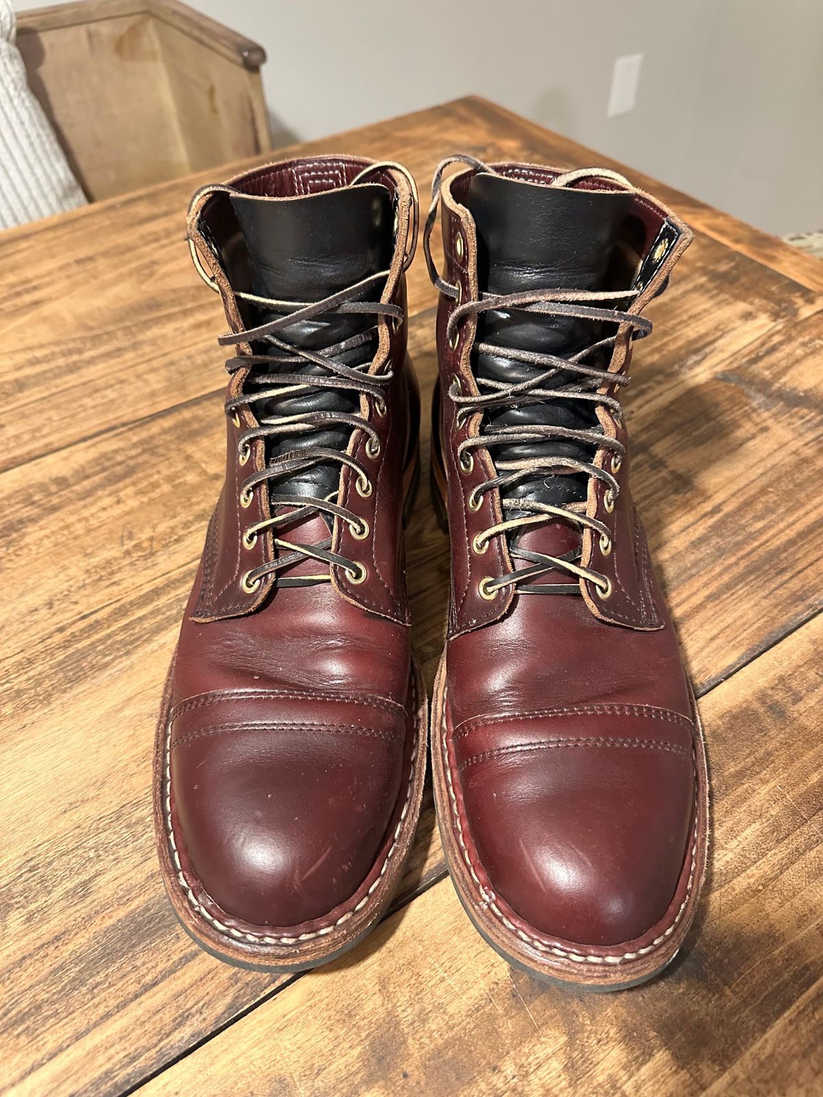 Photo by hunty_badger on January 6, 2024 of the White's MP-Sherman Toe Cap in Horween Burgundy Chromexcel.