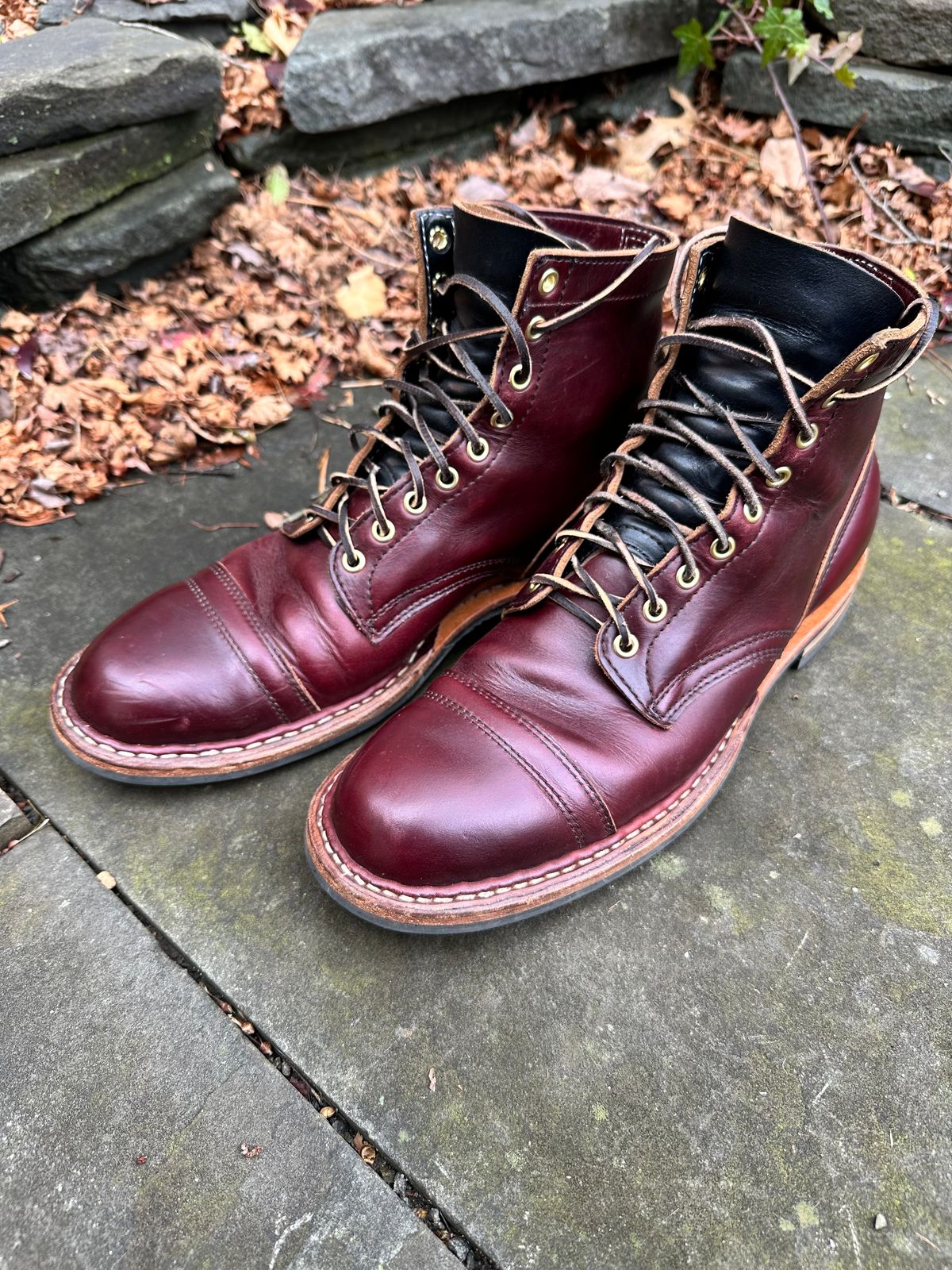 Photo by hunty_badger on March 3, 2024 of the White's MP-Sherman Toe Cap in Horween Burgundy Chromexcel.