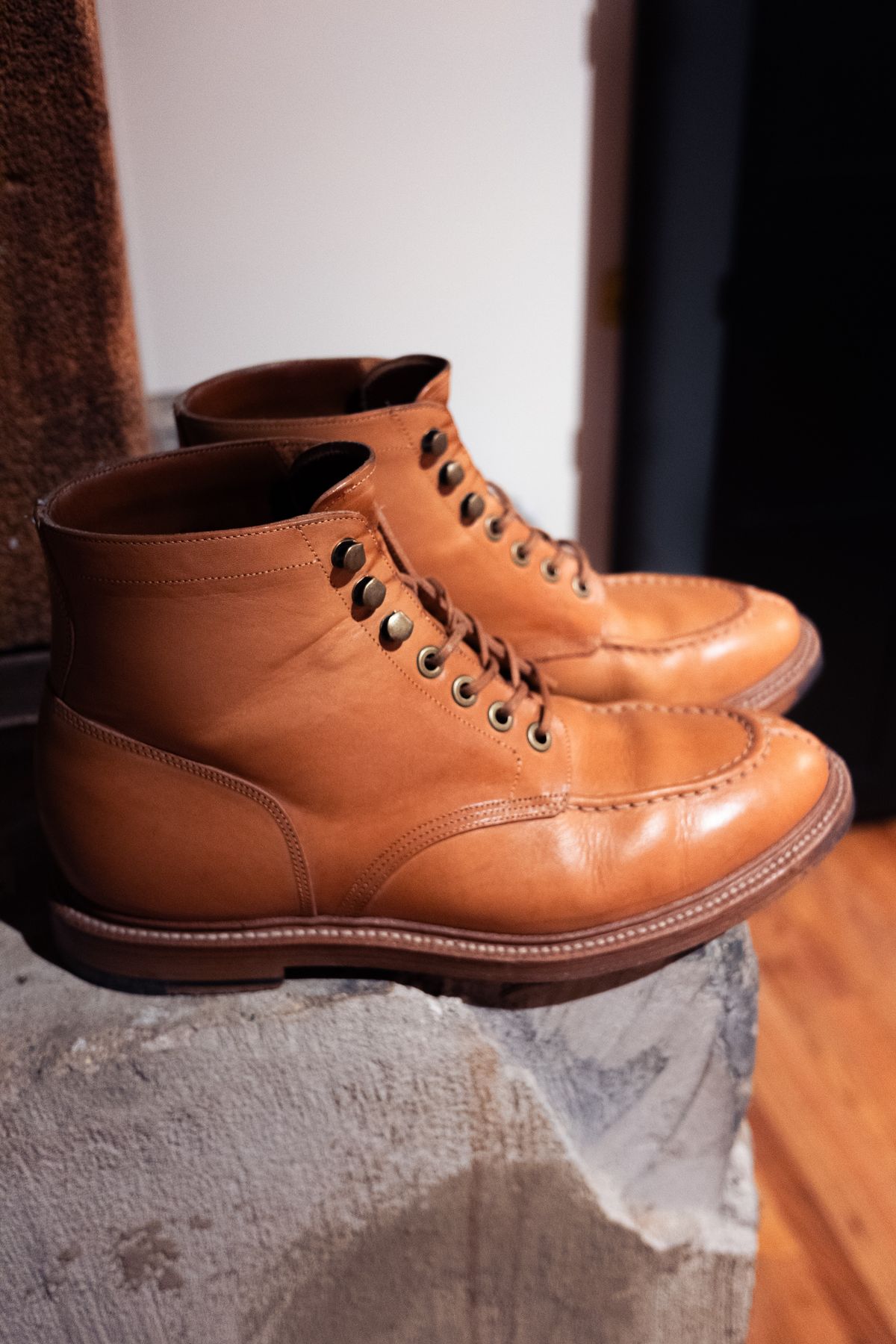 Photo by benjfriedrich on January 5, 2024 of the Grant Stone Ottawa Boot in Badalassi Carlo Natural Minerva.
