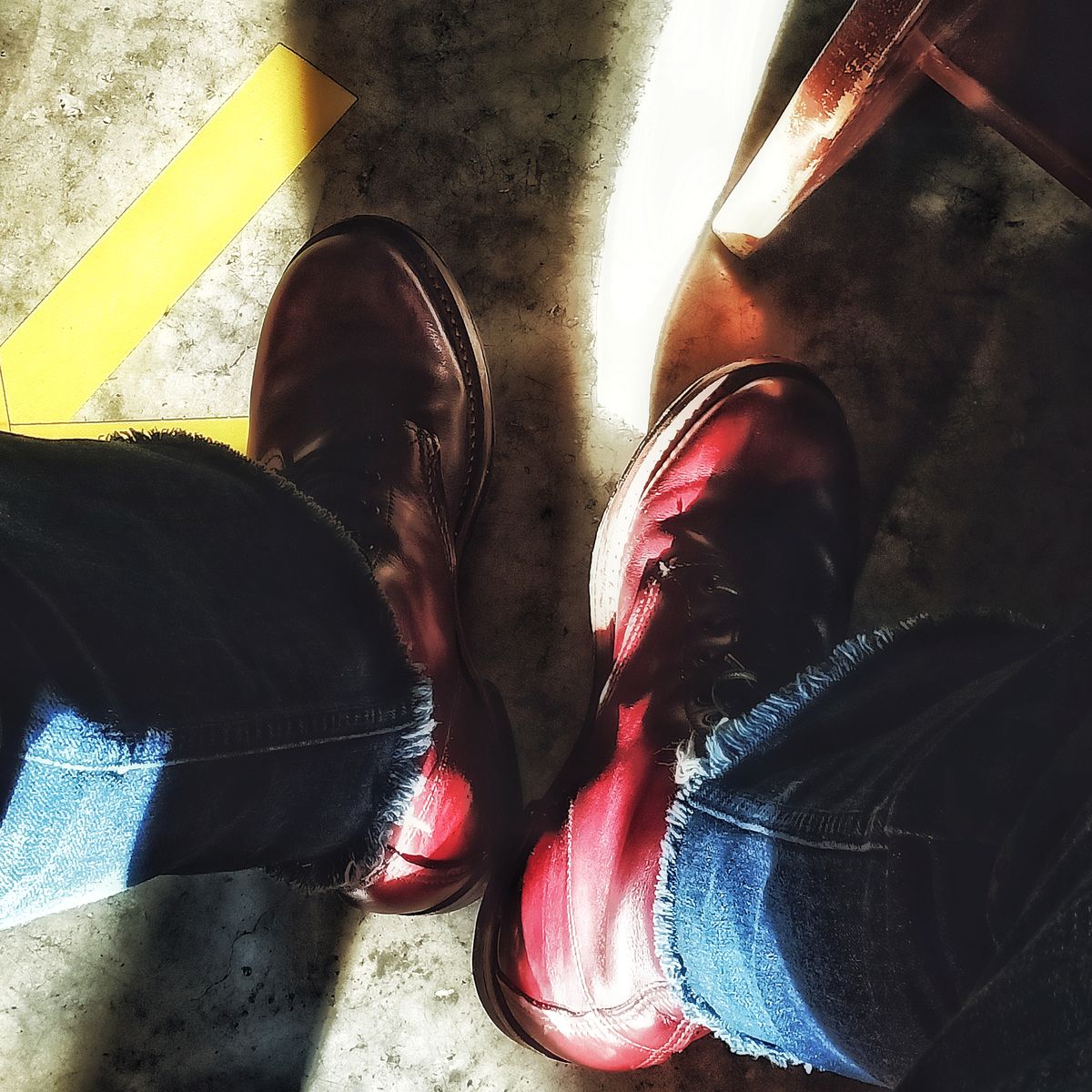 Photo by cheebs on November 14, 2022 of the Red Wing Beckman in S.B. Foot Black Cherry Featherstone.