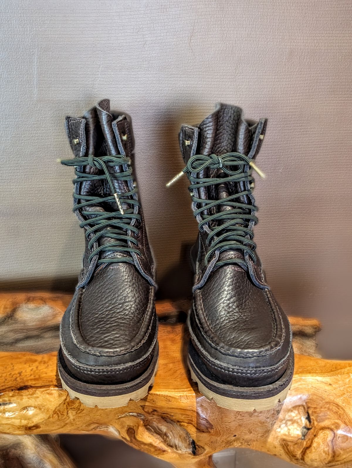 Photo by bguy on October 2, 2023 of the Russell Moccasin Co. South 40 Birdshooter in Unknown Leather.