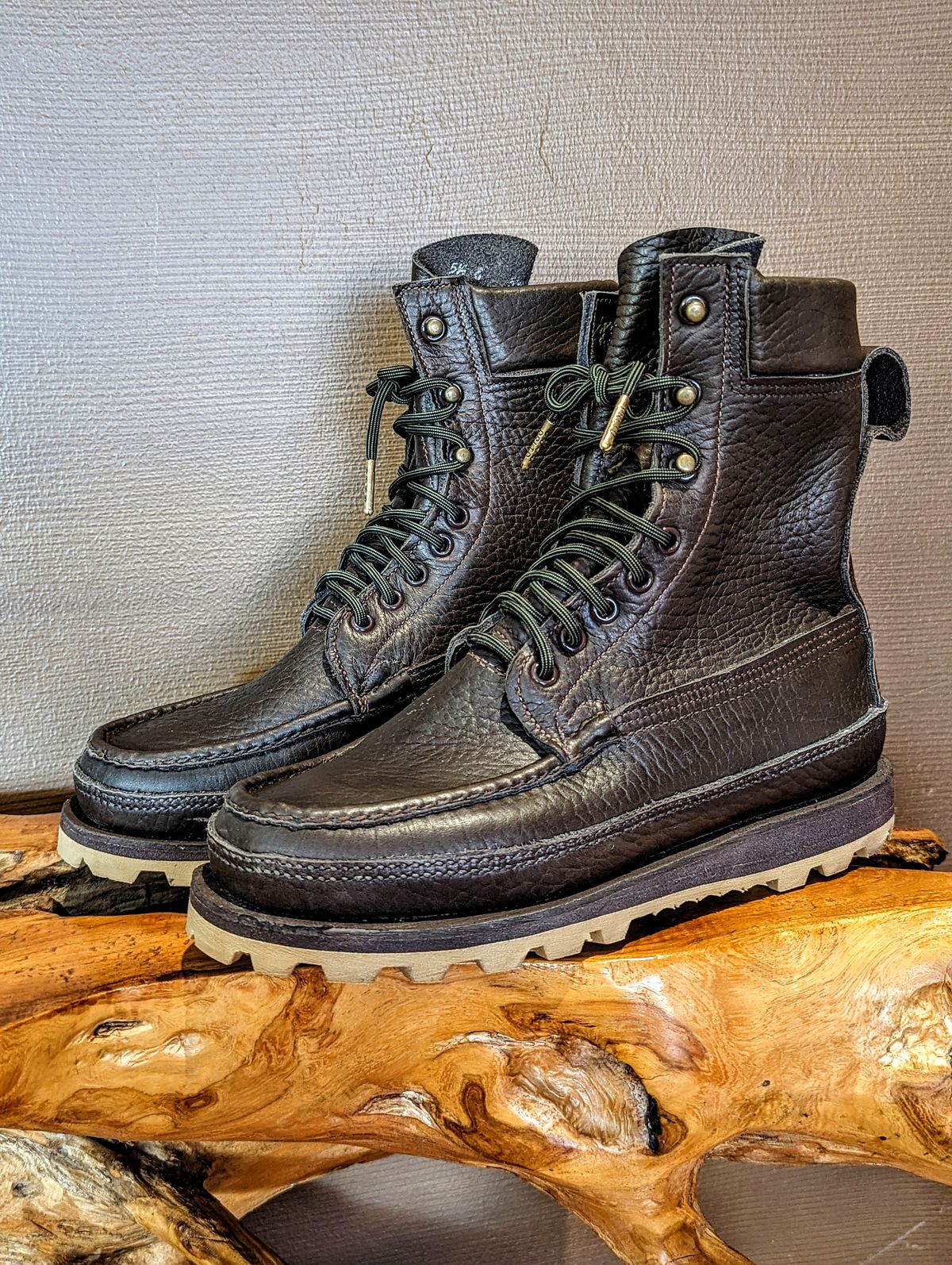 Photo by bguy on October 2, 2023 of the Russell Moccasin Co. South 40 Birdshooter in Unknown Leather.
