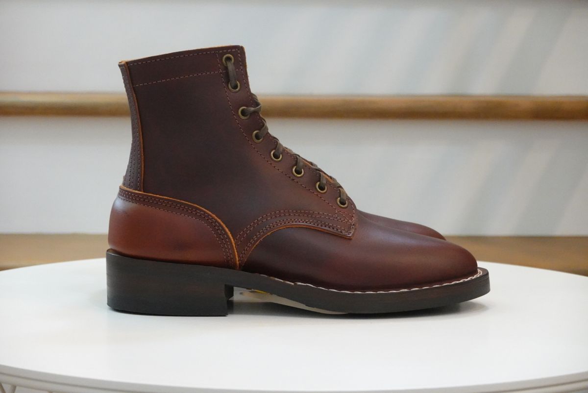 Photo by gertrudes_cat on October 1, 2023 of the Nicks MTO in Wickett & Craig Chestnut Oiled Latigo.