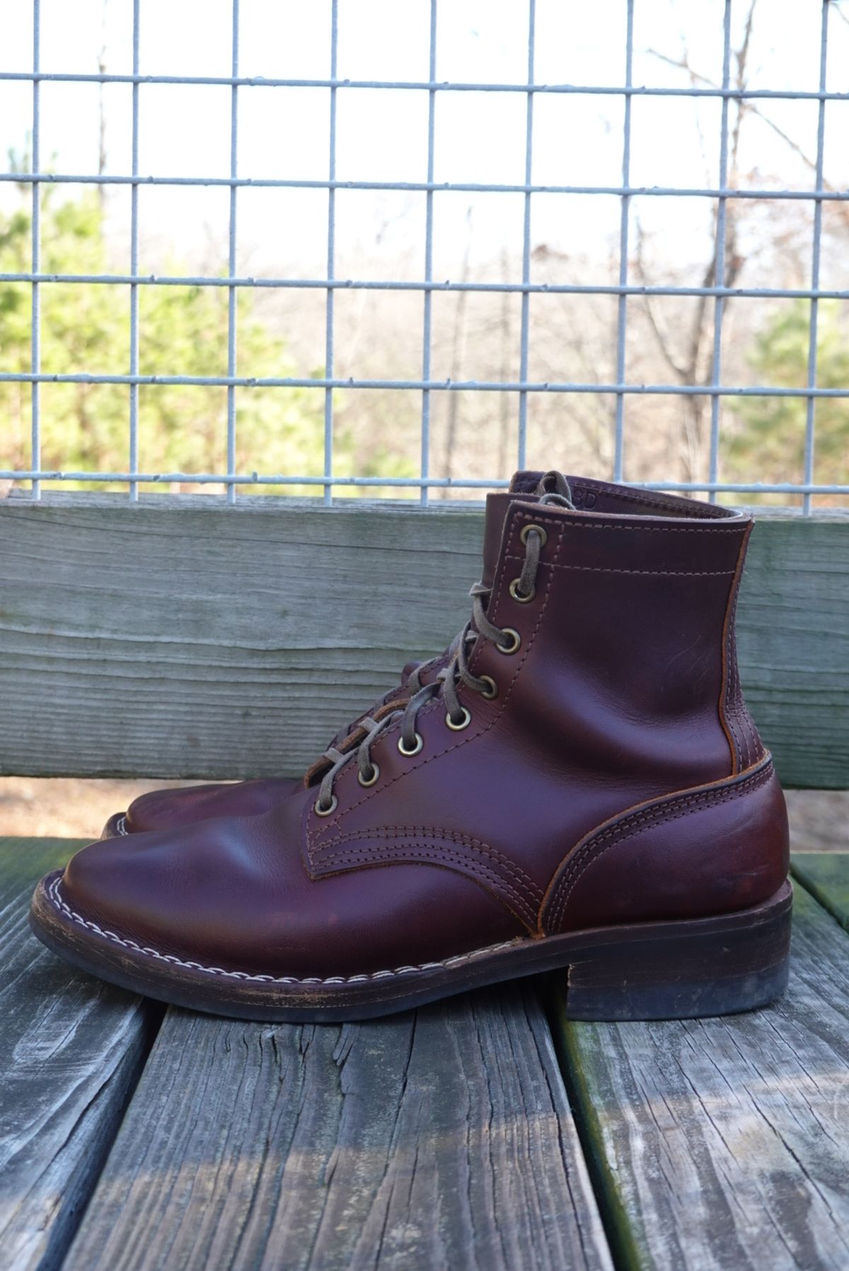 Photo by gertrudes_cat on December 4, 2023 of the Nicks MTO in Wickett & Craig Chestnut Oiled Latigo.