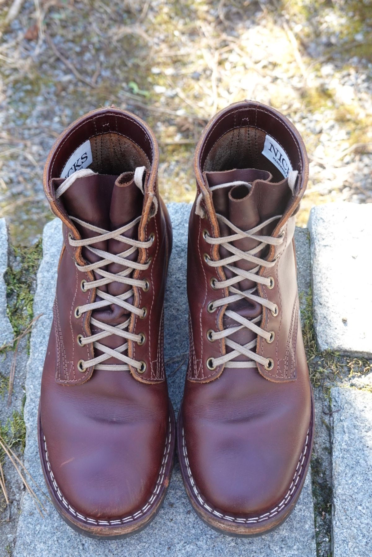 Photo by gertrudes_cat on January 4, 2024 of the Nicks MTO in Wickett & Craig Chestnut Oiled Latigo.