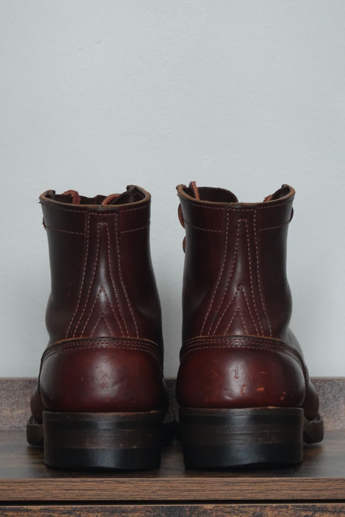 Photo by gertrudes_cat on March 5, 2024 of the Nicks MTO in Wickett & Craig Chestnut Oiled Latigo.