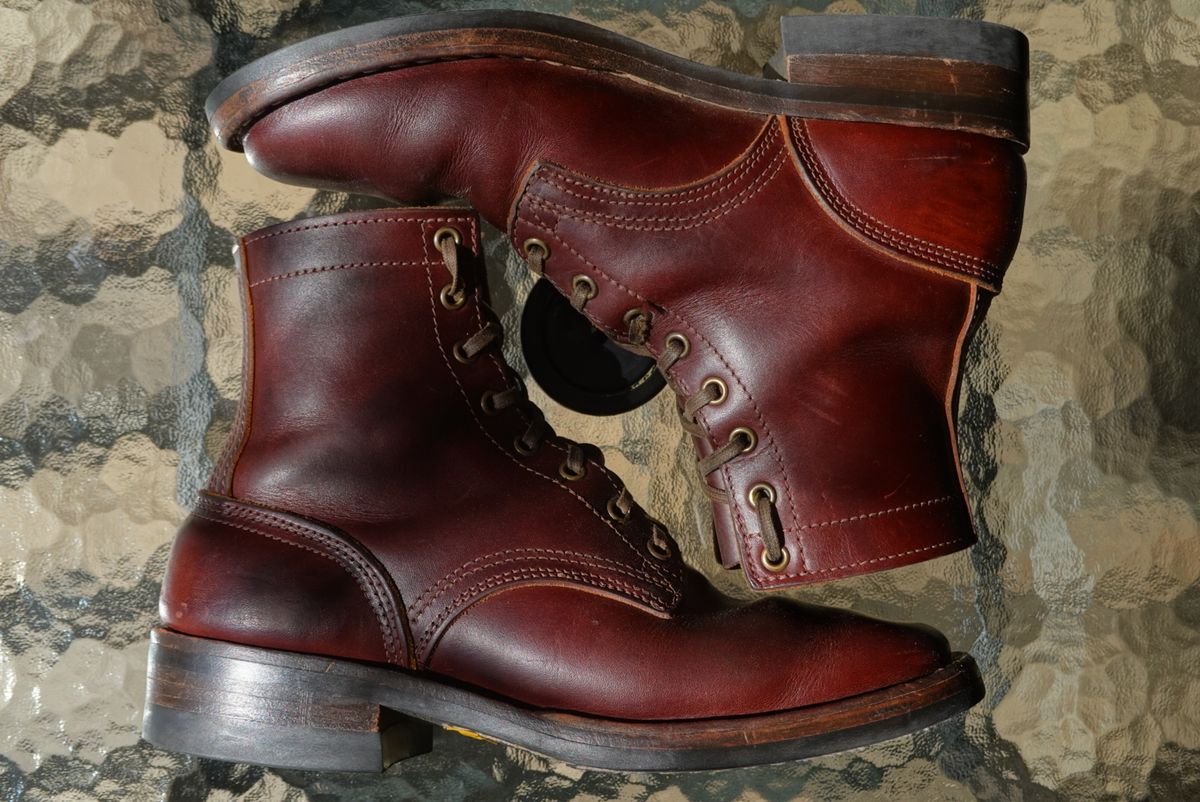 Photo by gertrudes_cat on April 6, 2024 of the Nicks MTO in Wickett & Craig Chestnut Oiled Latigo.