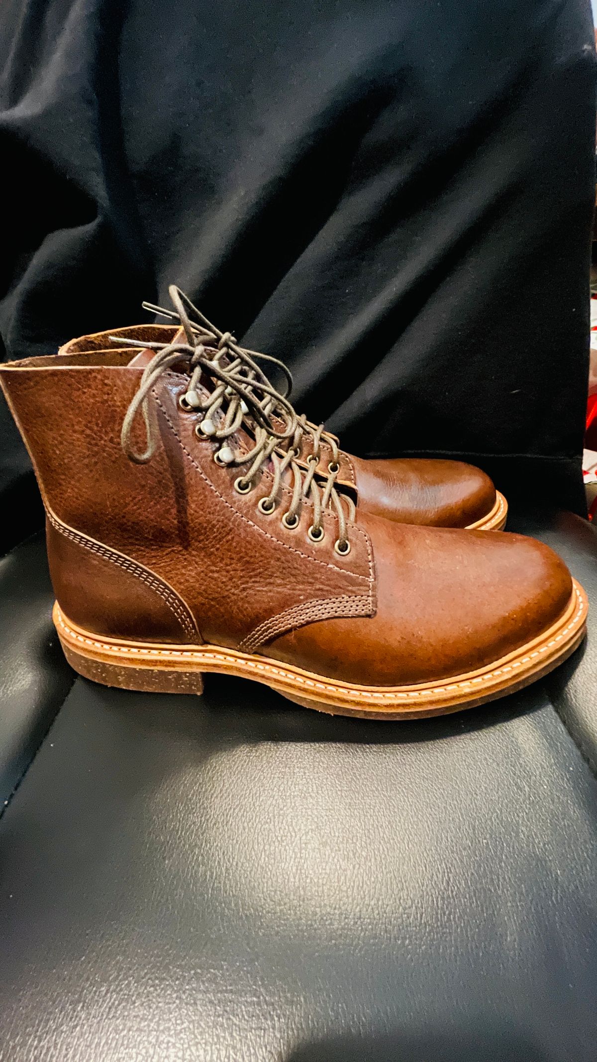 Photo by gertrudes_cat on December 20, 2022 of the Oak Street Bootmakers Field Boot in Badalassi Carlo Nemesi Cotto.