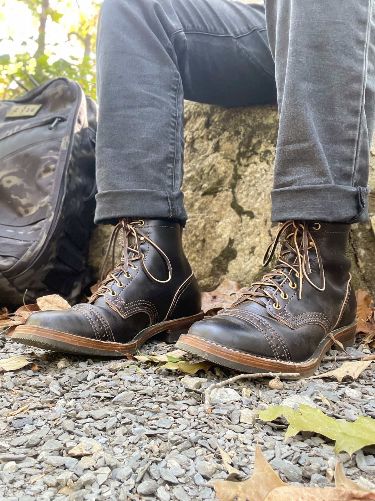 Photo by gertrudes_cat on October 24, 2024 of the Wesco x S&S Axe Breaker in Maryam Black Horsehide.