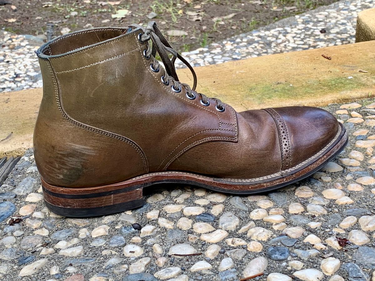 Photo by madeofbirds on February 2, 2024 of the Viberg Service Boot BCT in Maryam Salvia Horsebutt.