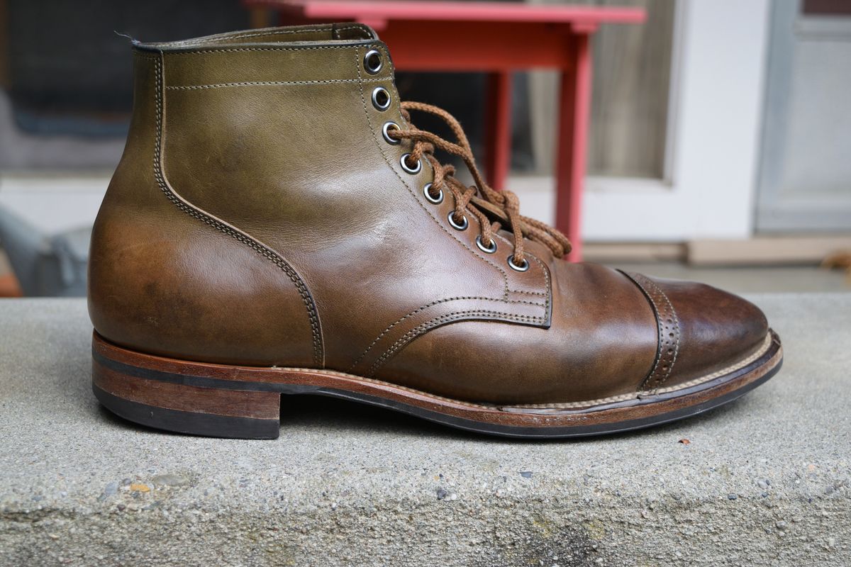 Photo by madeofbirds on March 3, 2024 of the Viberg Service Boot BCT in Maryam Salvia Horsebutt.
