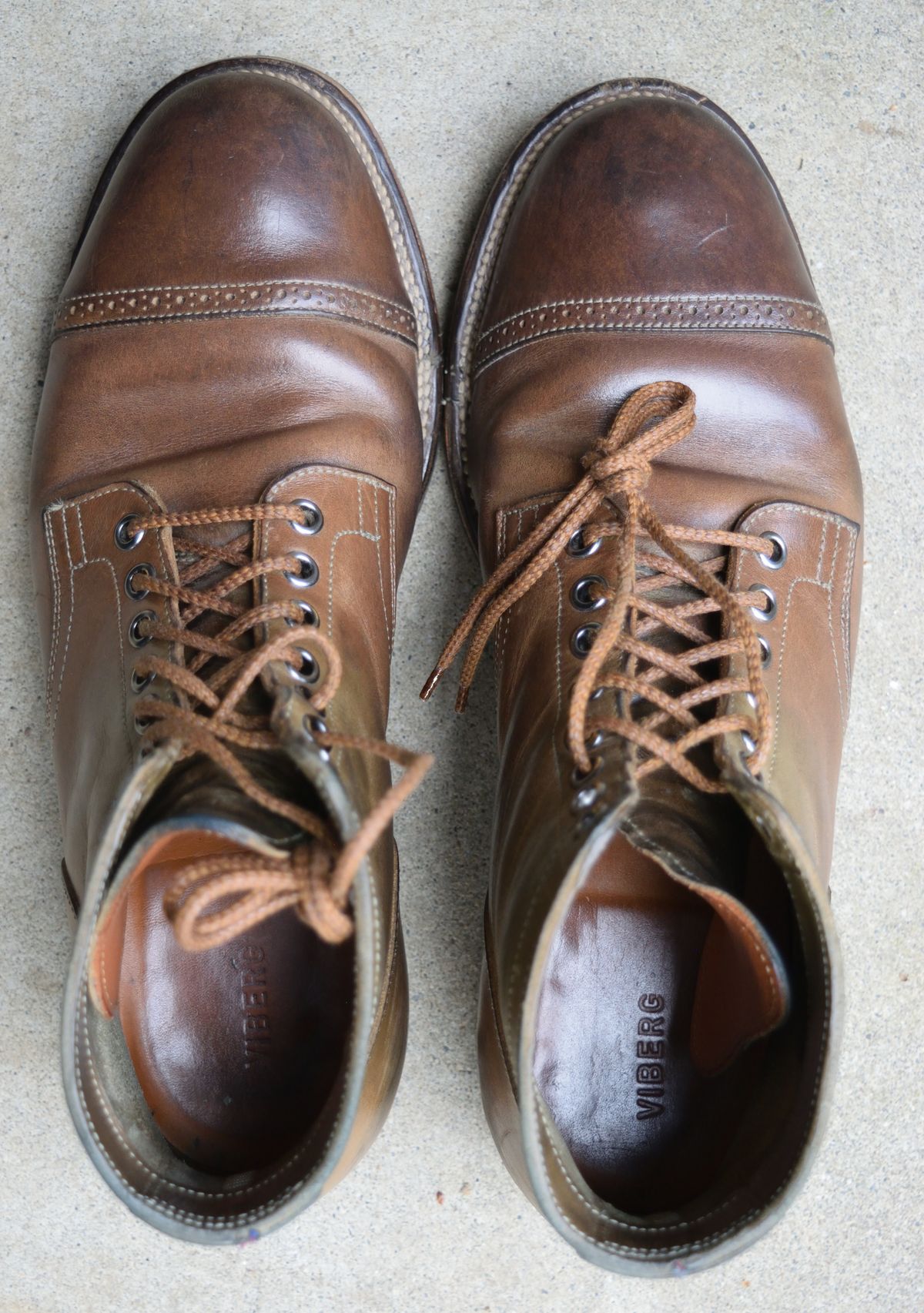 Photo by madeofbirds on March 3, 2024 of the Viberg Service Boot BCT in Maryam Salvia Horsebutt.