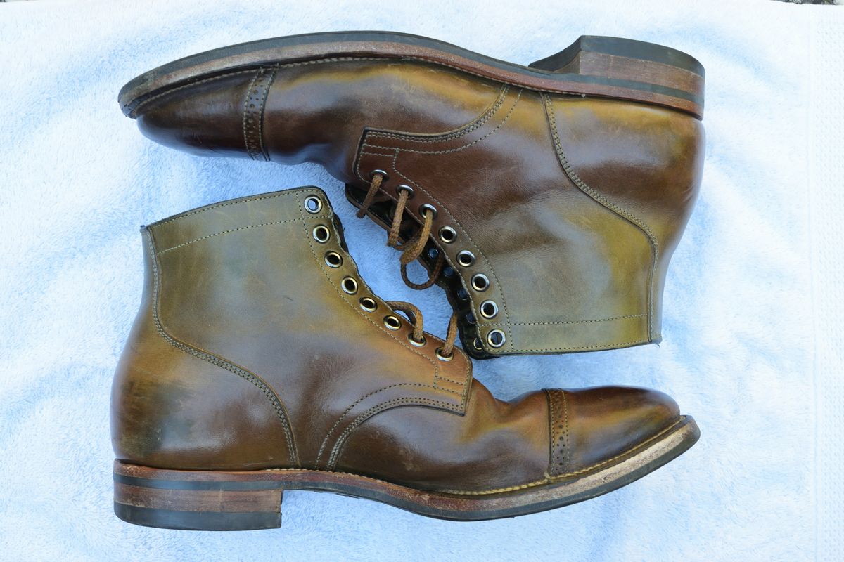 Photo by madeofbirds on April 2, 2024 of the Viberg Service Boot BCT in Maryam Salvia Horsebutt.