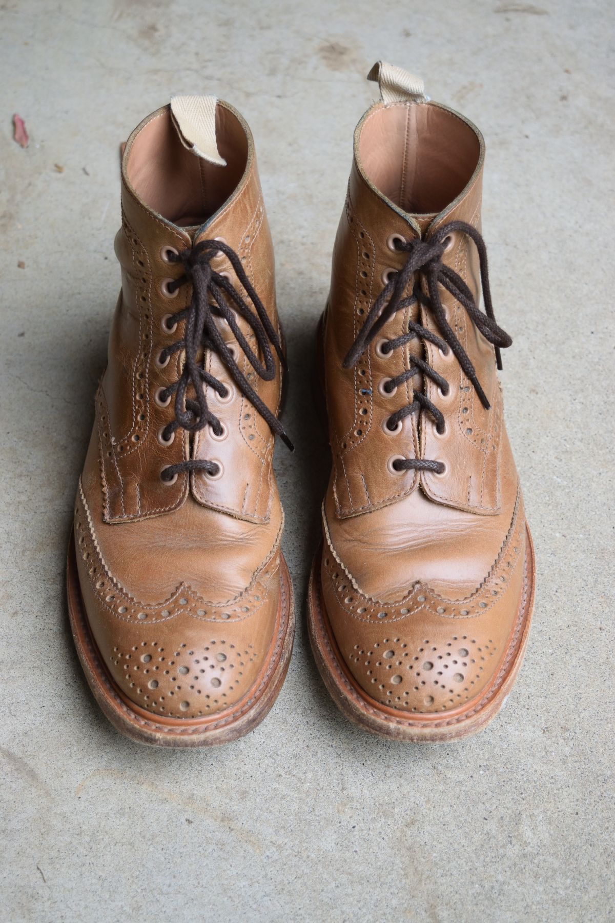 Photo by madeofbirds on December 5, 2024 of the Tricker's Stow Country Boot in Horween Natural Chromexcel.