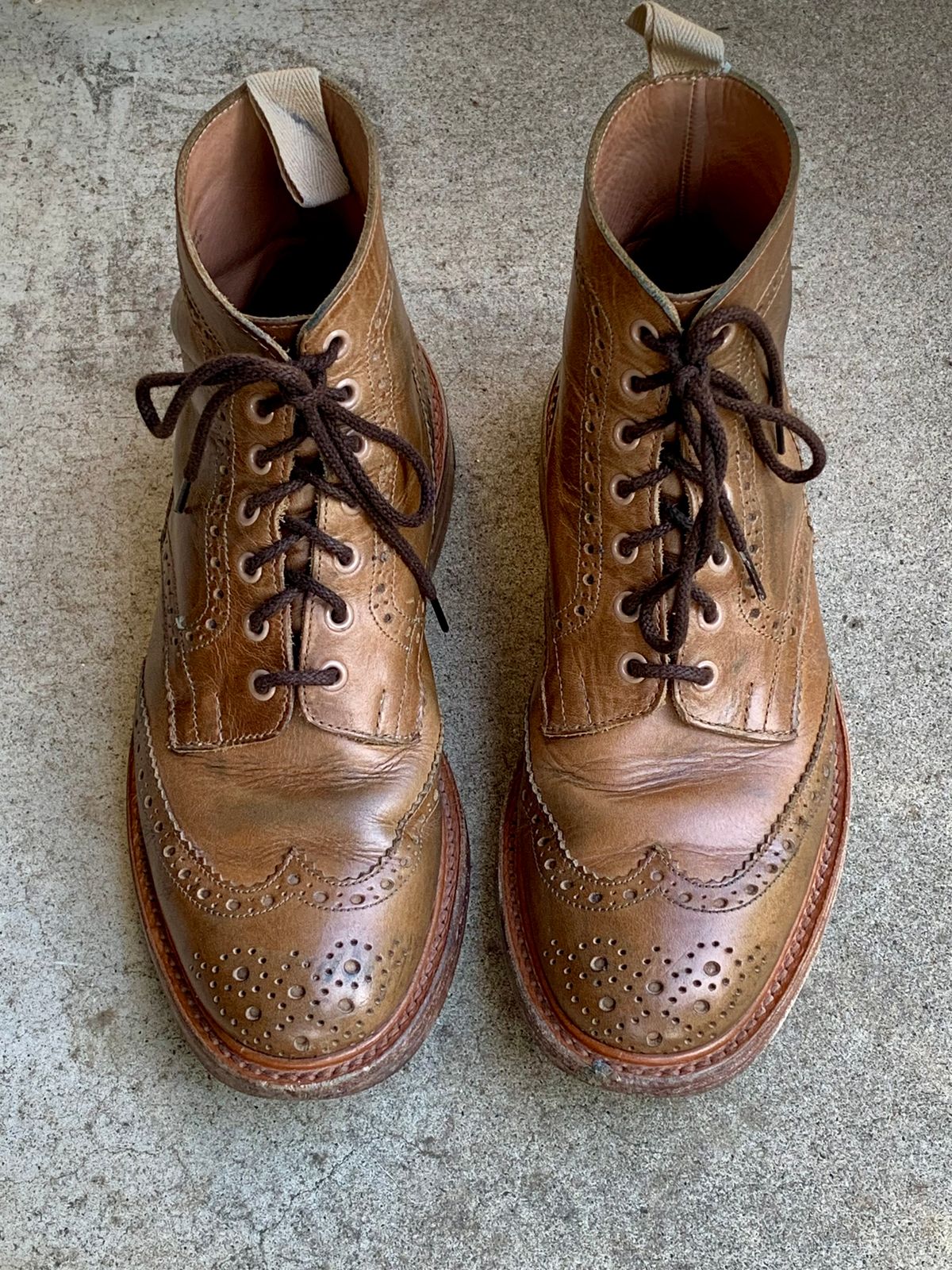 Photo by madeofbirds on January 5, 2025 of the Tricker's Stow Country Boot in Horween Natural Chromexcel.