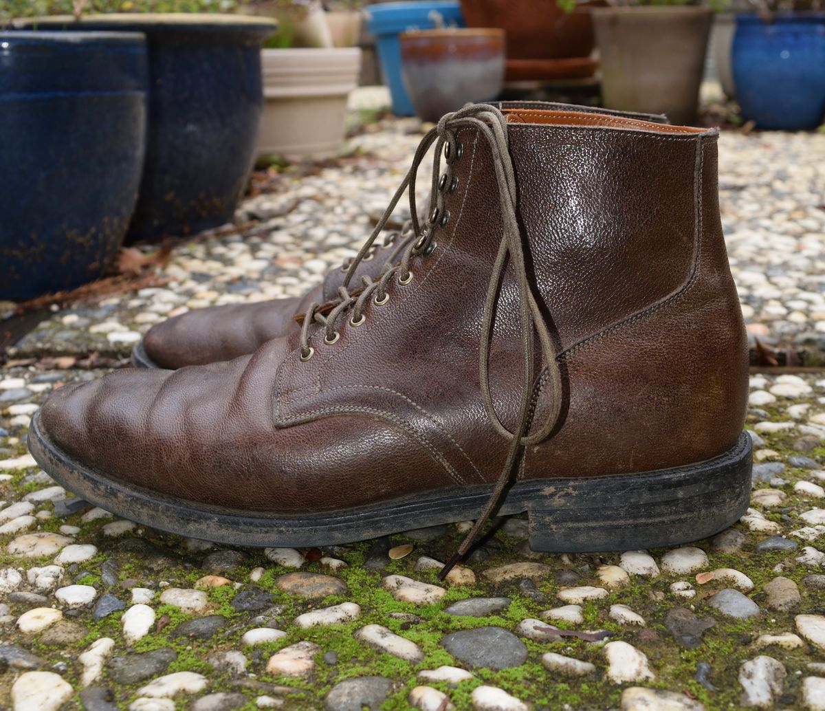 Photo by madeofbirds on February 4, 2023 of the Viberg Service Boot in Maryam Brown Washed Camel.