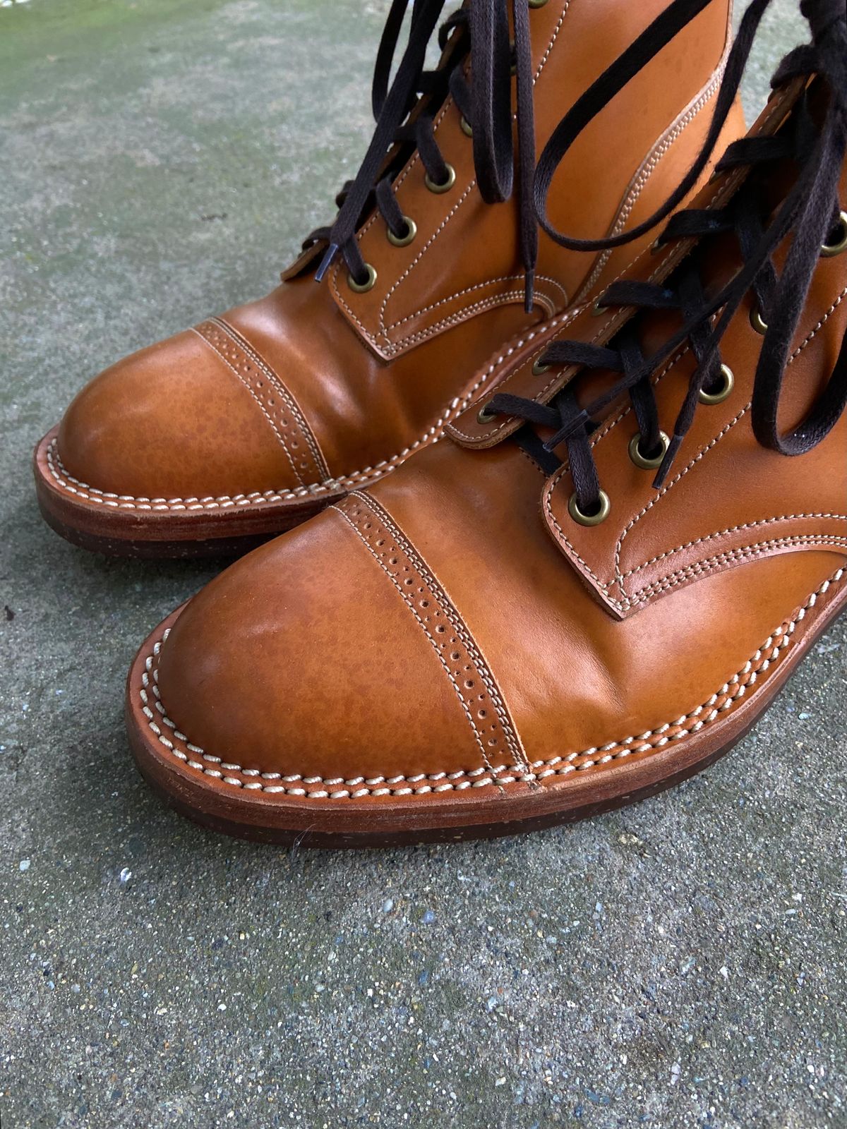 Photo by akindatallboy on January 13, 2023 of the Onderhoud SVC03 Service Boot in Shinki Whisky Shell Cordovan.