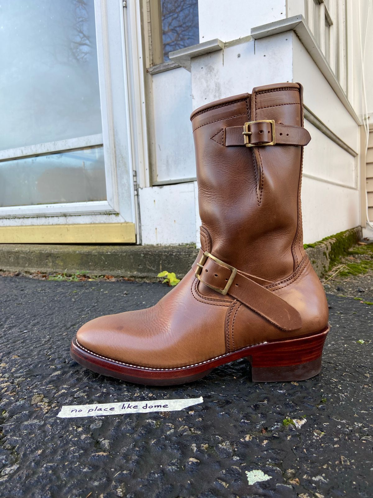 Photo by akindatallboy on November 5, 2022 of the Benzein The Keeper 'Type 2' Engineer Boot in Horween Natural Chromexcel.