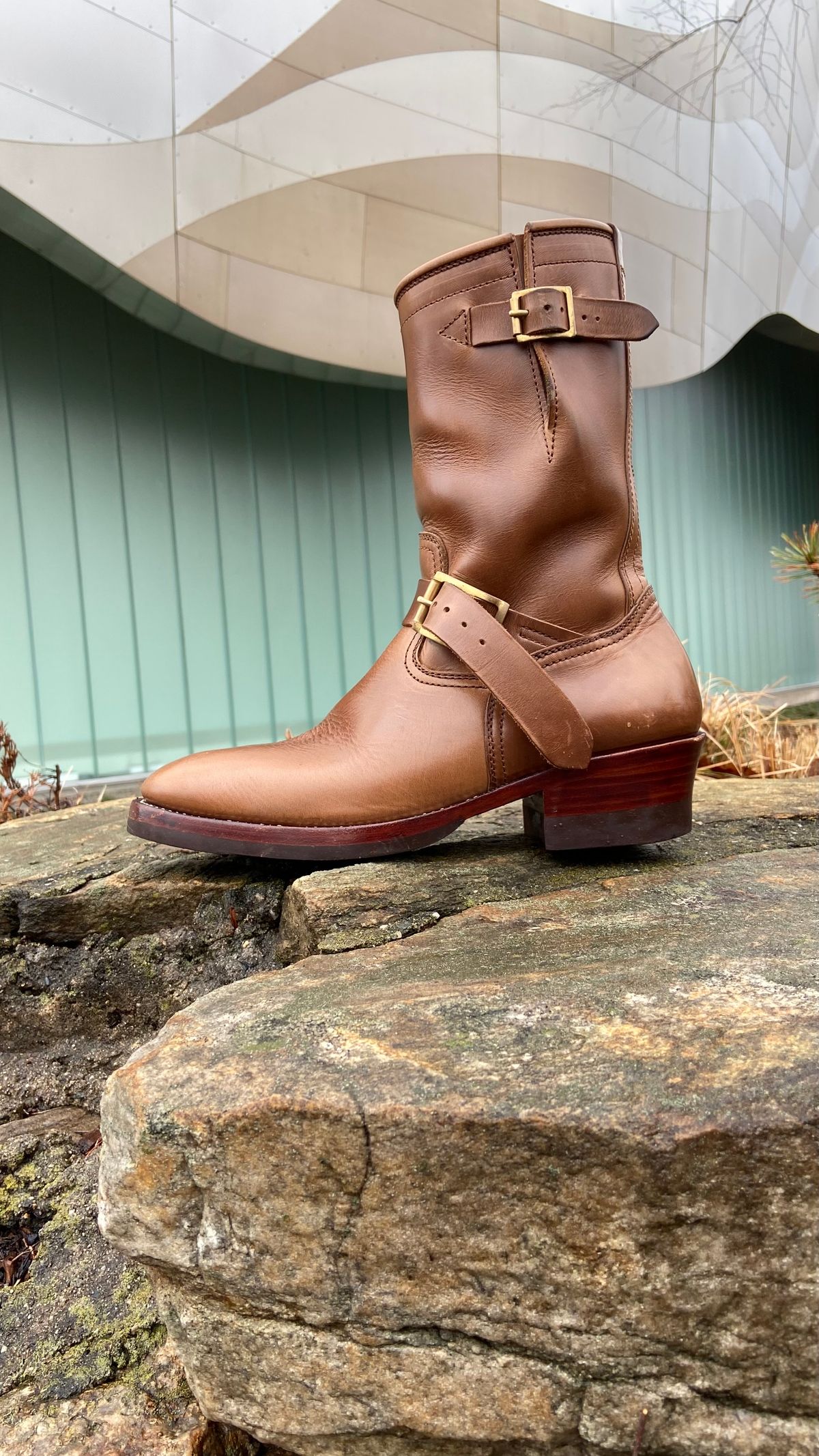 Photo by akindatallboy on January 4, 2023 of the Benzein The Keeper 'Type 2' Engineer Boot in Horween Natural Chromexcel.