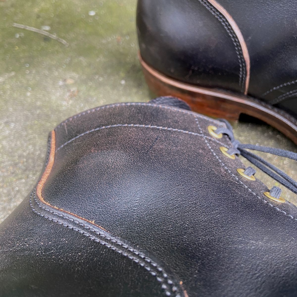 Photo by akindatallboy on February 9, 2024 of the NF Bootmaker Milton Boot in Horween Black Chromexcel.