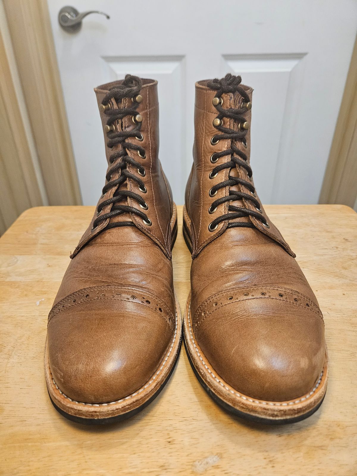 Photo by DarthCalamitus on November 1, 2023 of the Oak Street Bootmakers Trench Boot in Horween Natural Chromexcel.