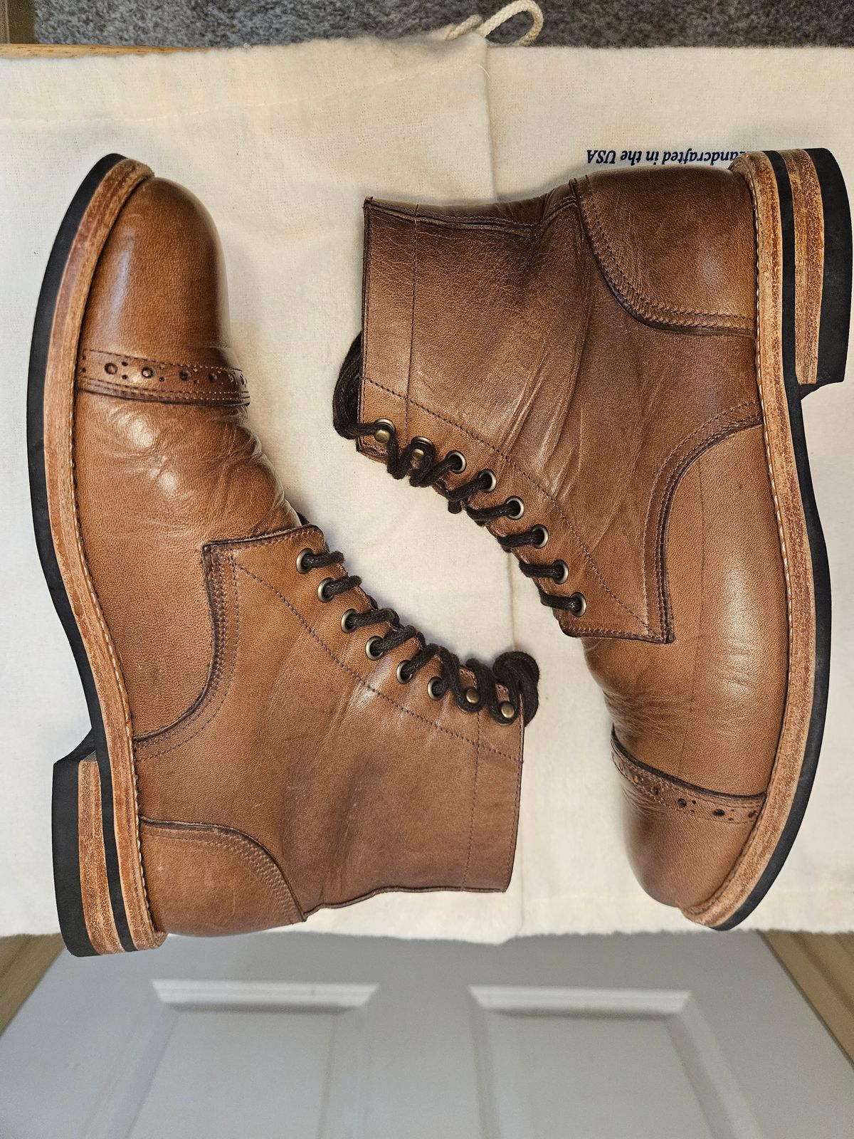 Photo by DarthCalamitus on December 2, 2023 of the Oak Street Bootmakers Trench Boot in Horween Natural Chromexcel.