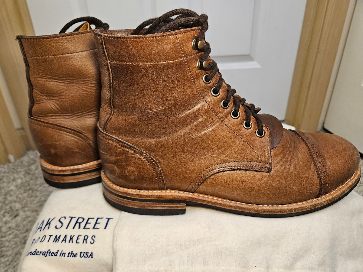 Photo by DarthCalamitus on January 1, 2024 of the Oak Street Bootmakers Trench Boot in Horween Natural Chromexcel.