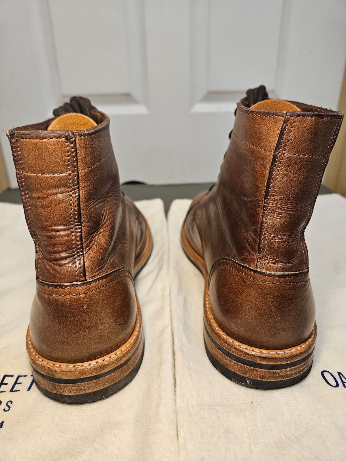 Photo by DarthCalamitus on February 2, 2024 of the Oak Street Bootmakers Trench Boot in Horween Natural Chromexcel.