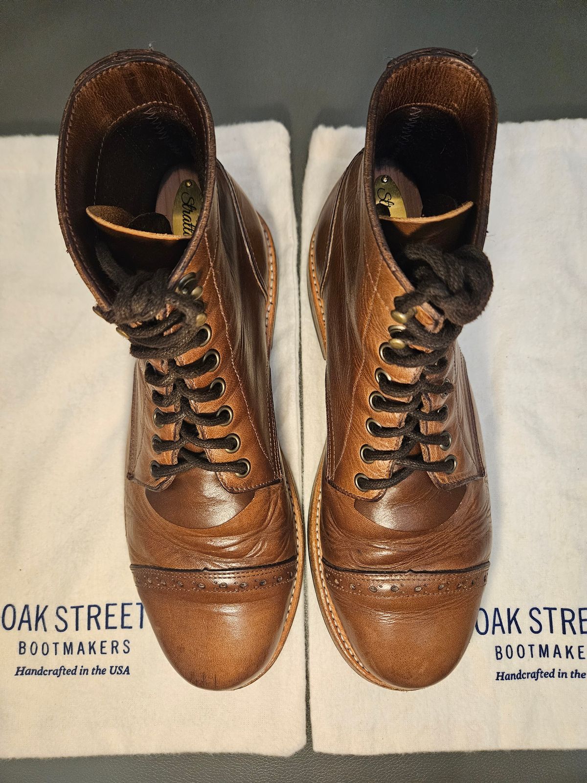 Photo by DarthCalamitus on February 2, 2024 of the Oak Street Bootmakers Trench Boot in Horween Natural Chromexcel.