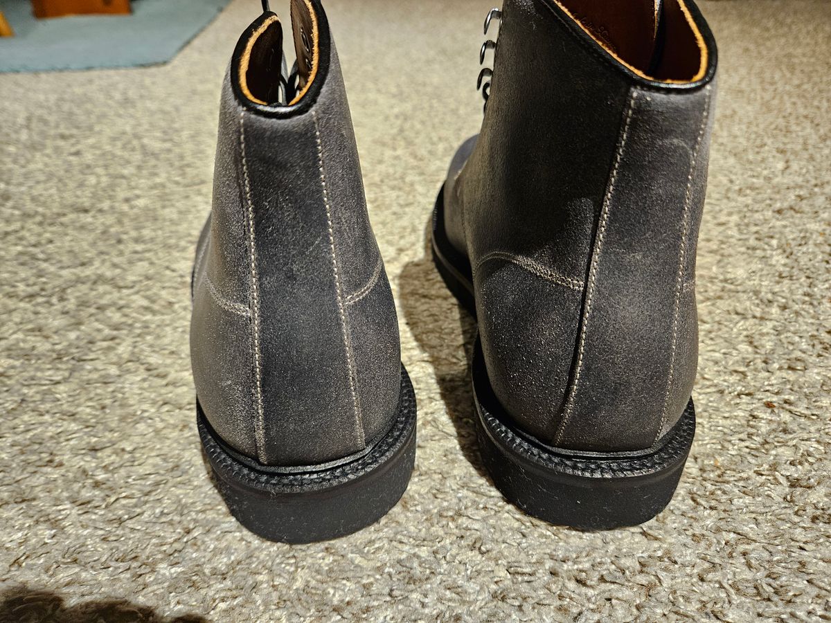 Photo by DarthCalamitus on December 13, 2024 of the Grant Stone Grant Stone / Baroda Boot in C.F. Stead Frost Waxy Commander.