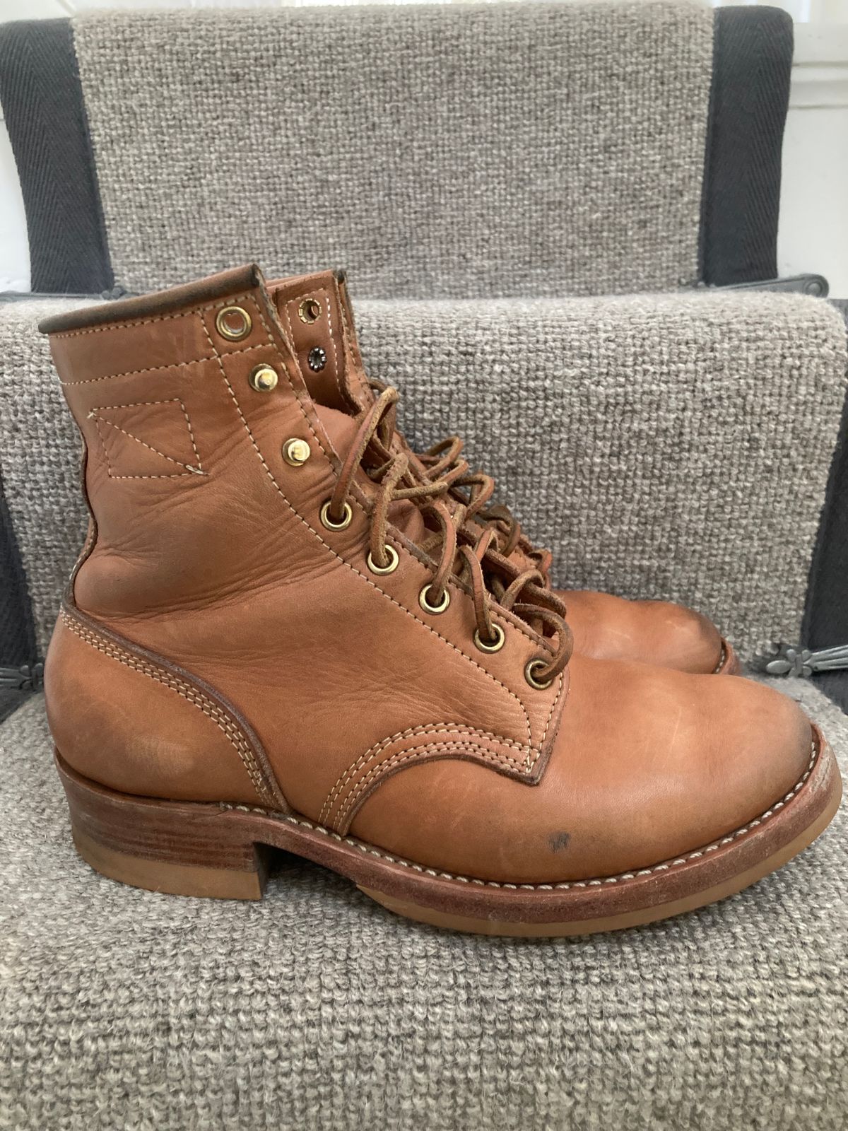 Photo by Siany123 on March 2, 2024 of the Role Club Underdogs in Horween Natural Essex.